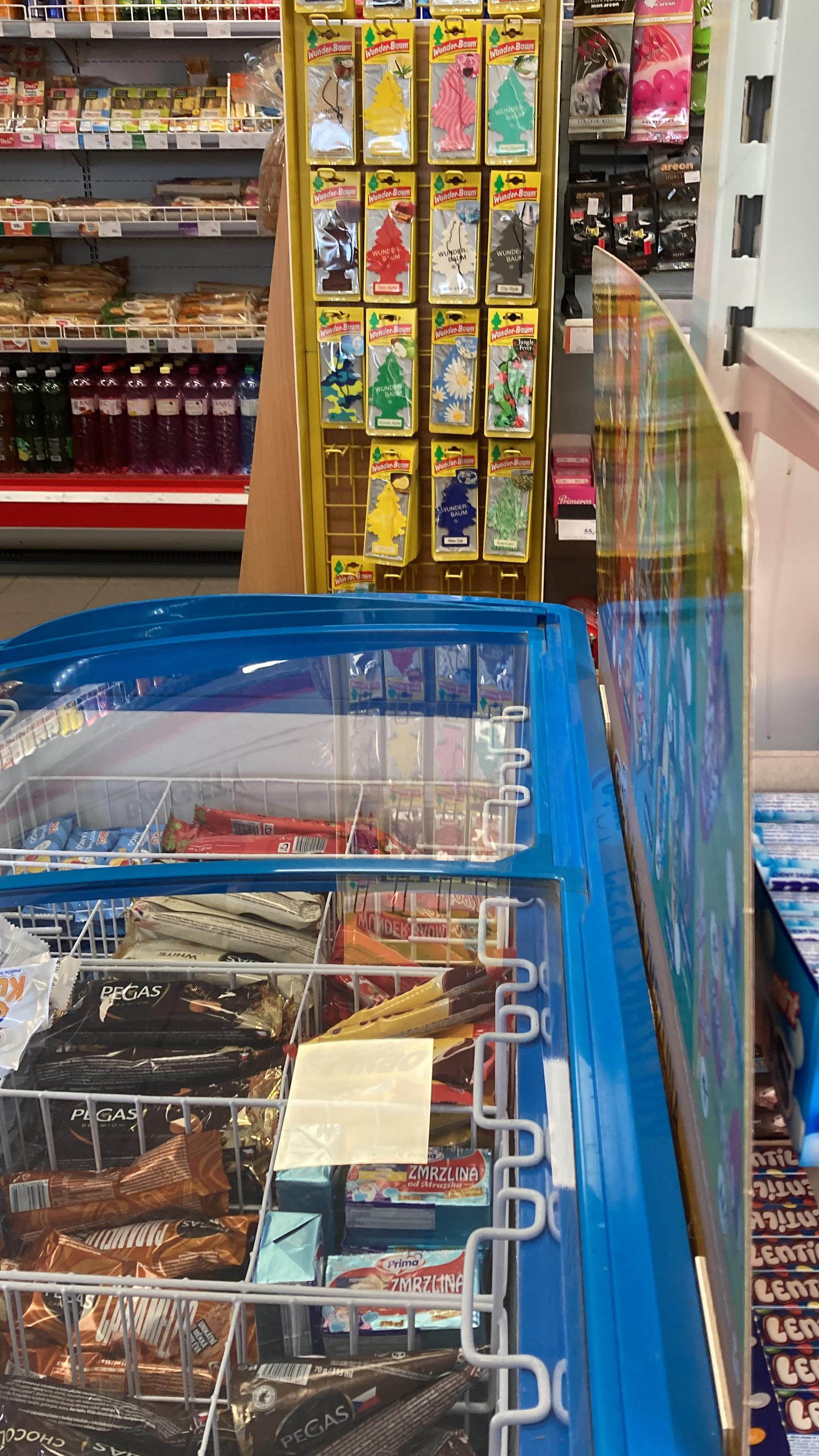 Občerstvení u čerpací stanice Tank ONO Cheb foto 4