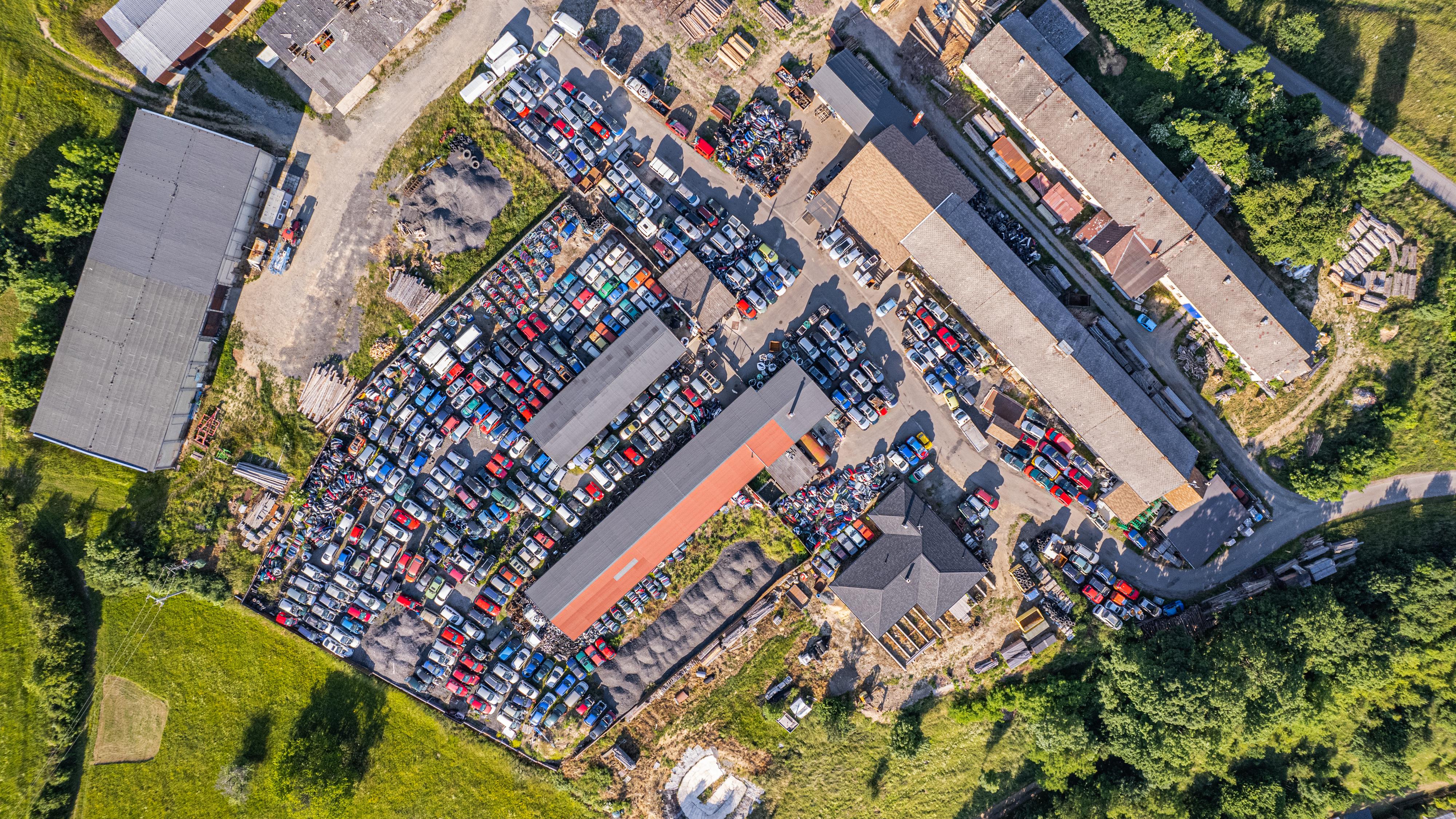 Autopaca Autovrakoviště foto 6