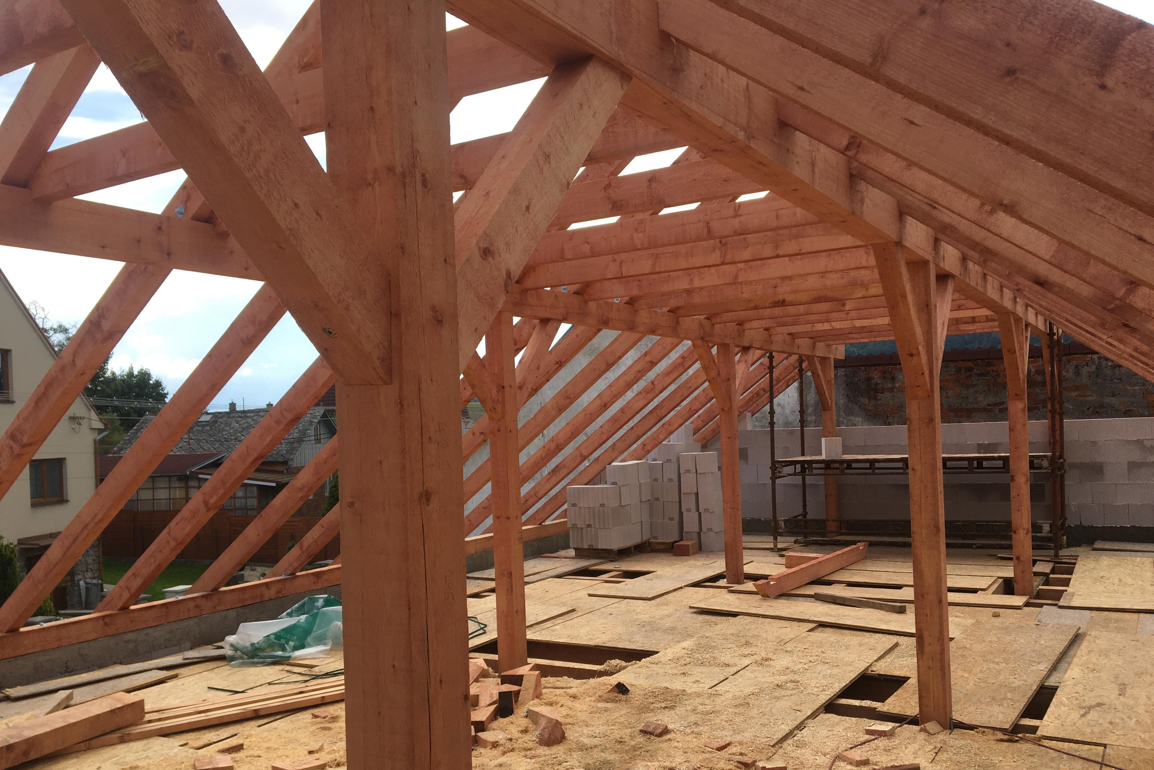 Tesařství, klempířství, pokrývačství