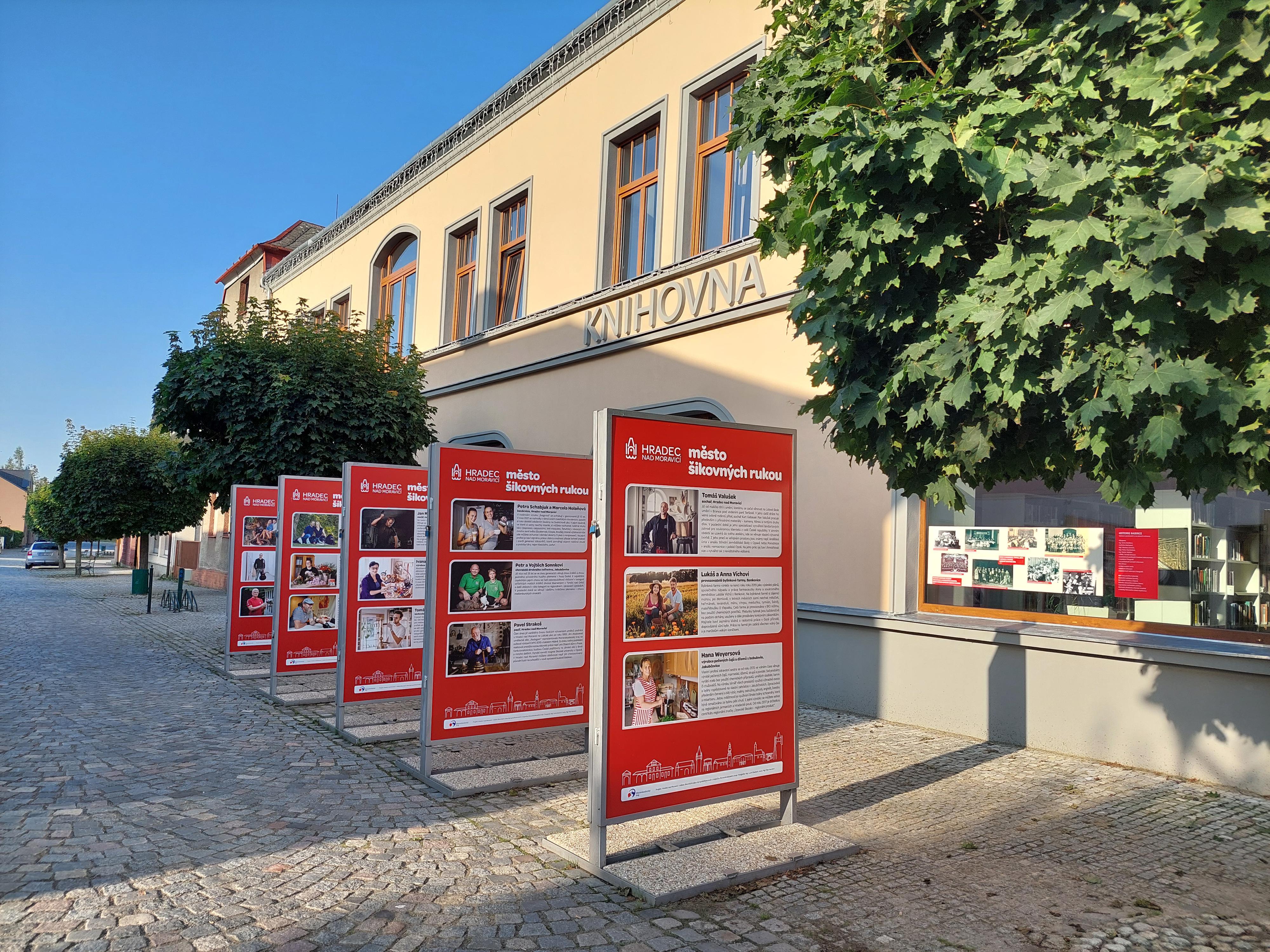 Městská knihovna a informační centrum Hradec nad Moravicí, okres Opava foto 3