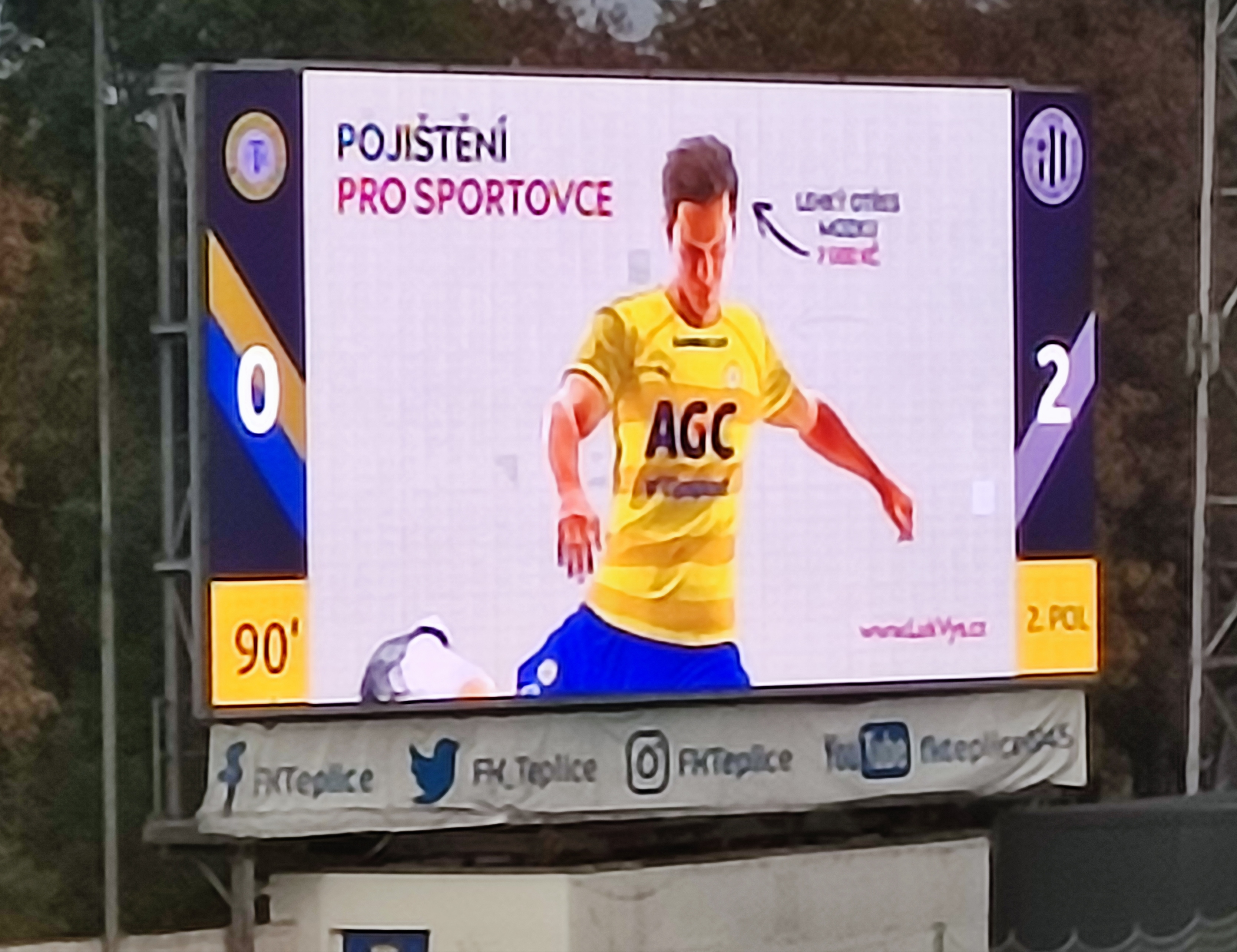 Fotbalový stadion Na Stínadlech foto 6