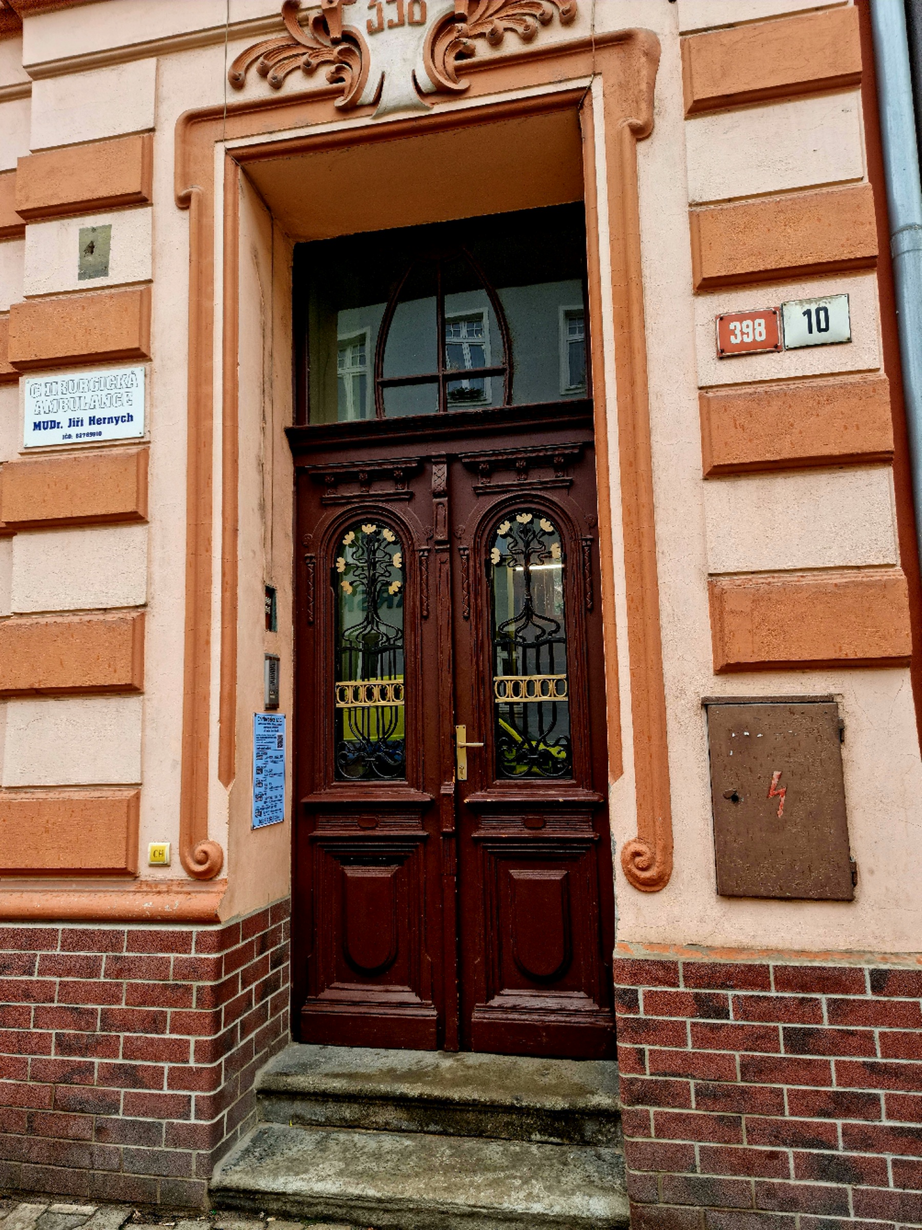 Chirlovosice s.r.o. - MUDr. Halamka Jaroslav, MUDr. Hernych Jiří foto 2