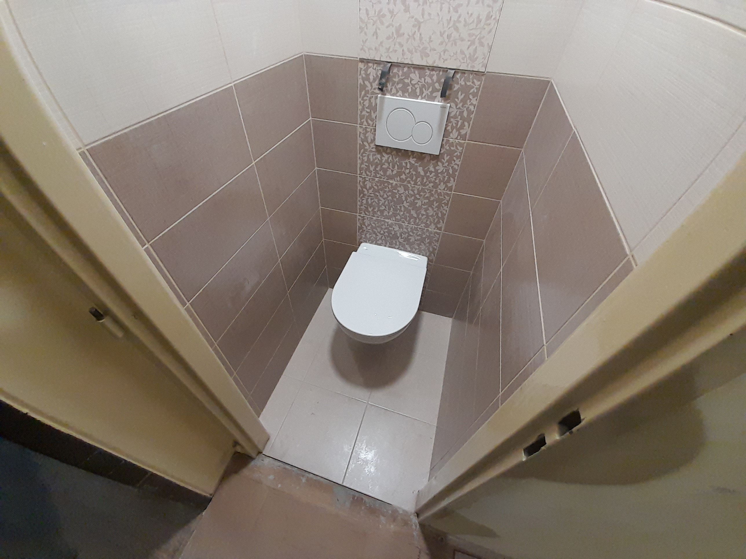 Záhorovský - rekonstrukce na klíč foto 2