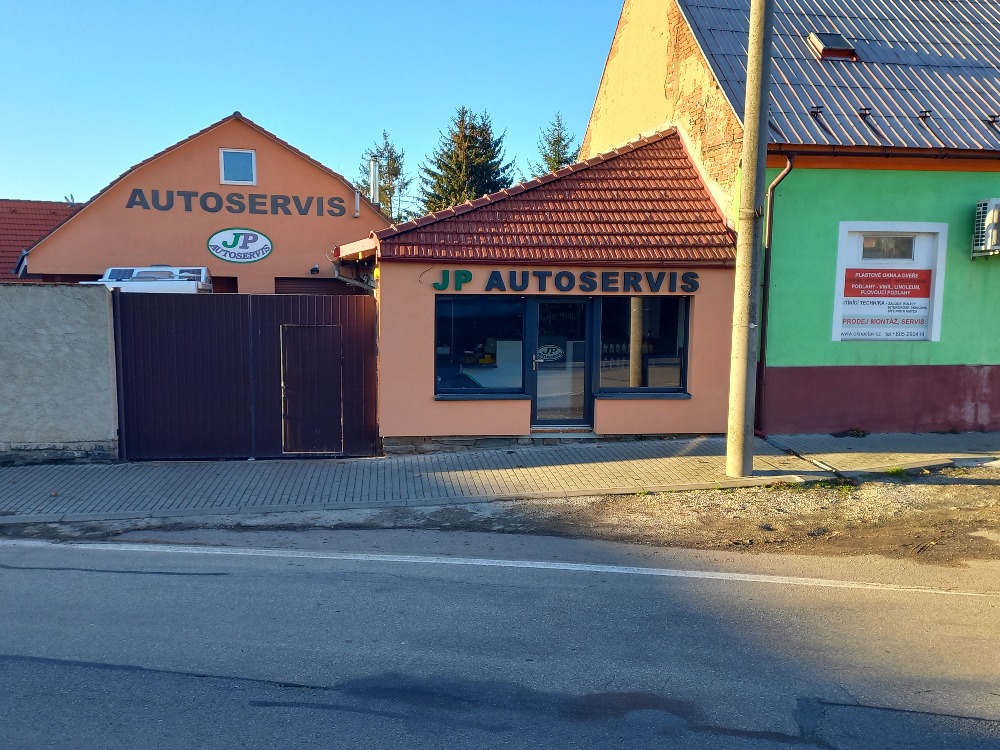 Autodíly a papírnictví Osová Bítýška foto 2