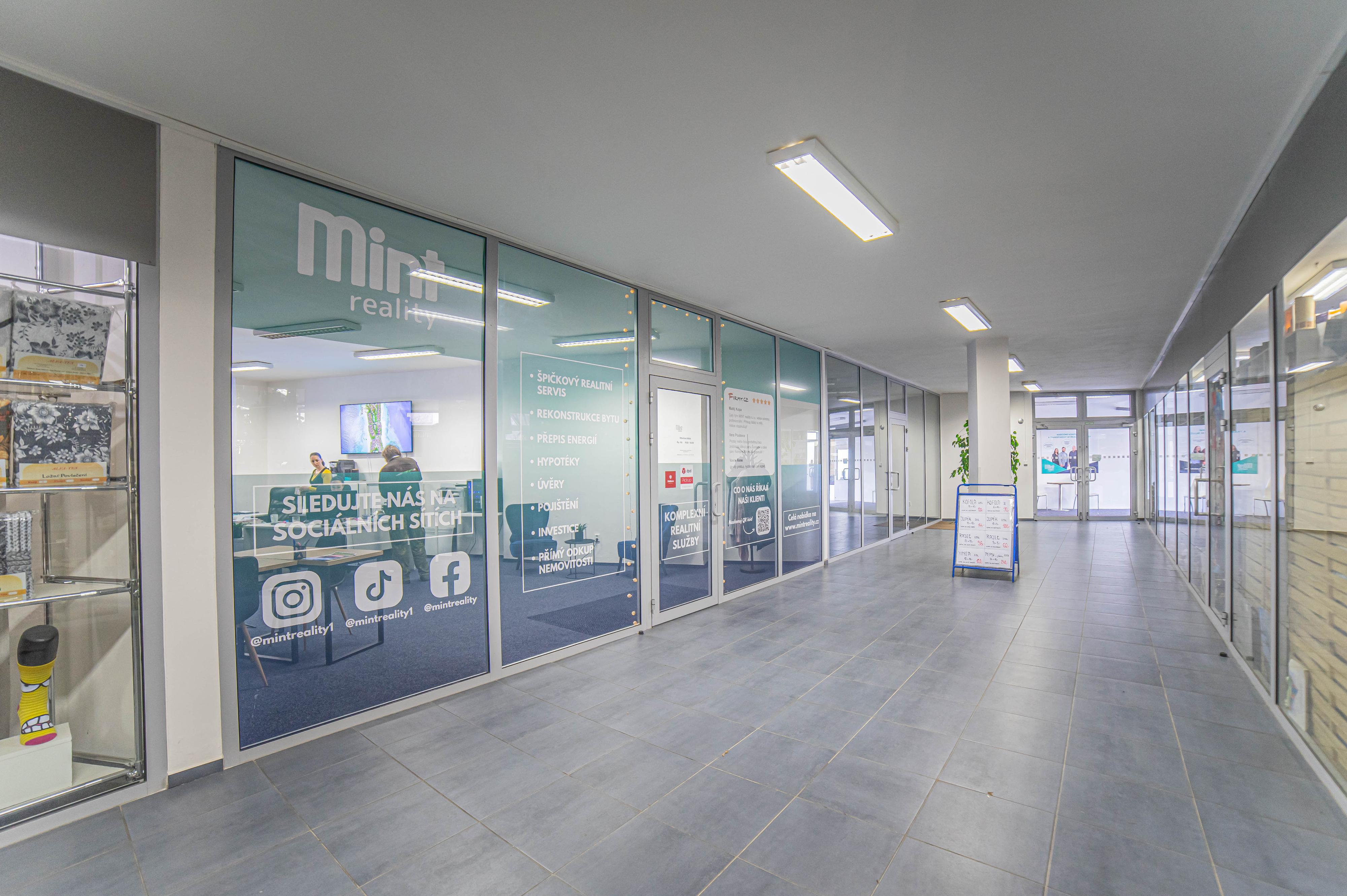 Lukáš Šuniar -  realitní makléř