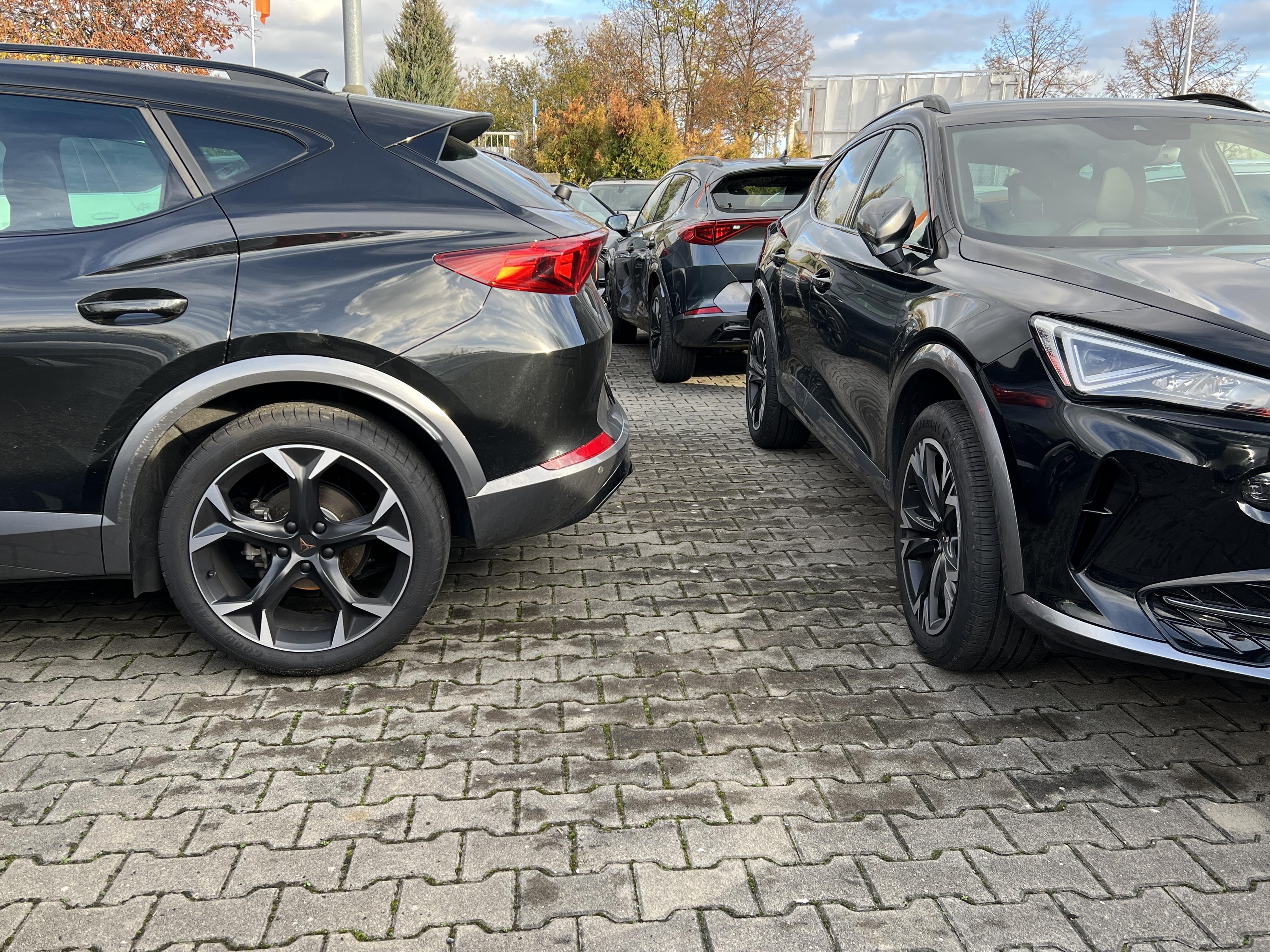 Pyramida Průhonice - Das Welt Auto foto 2