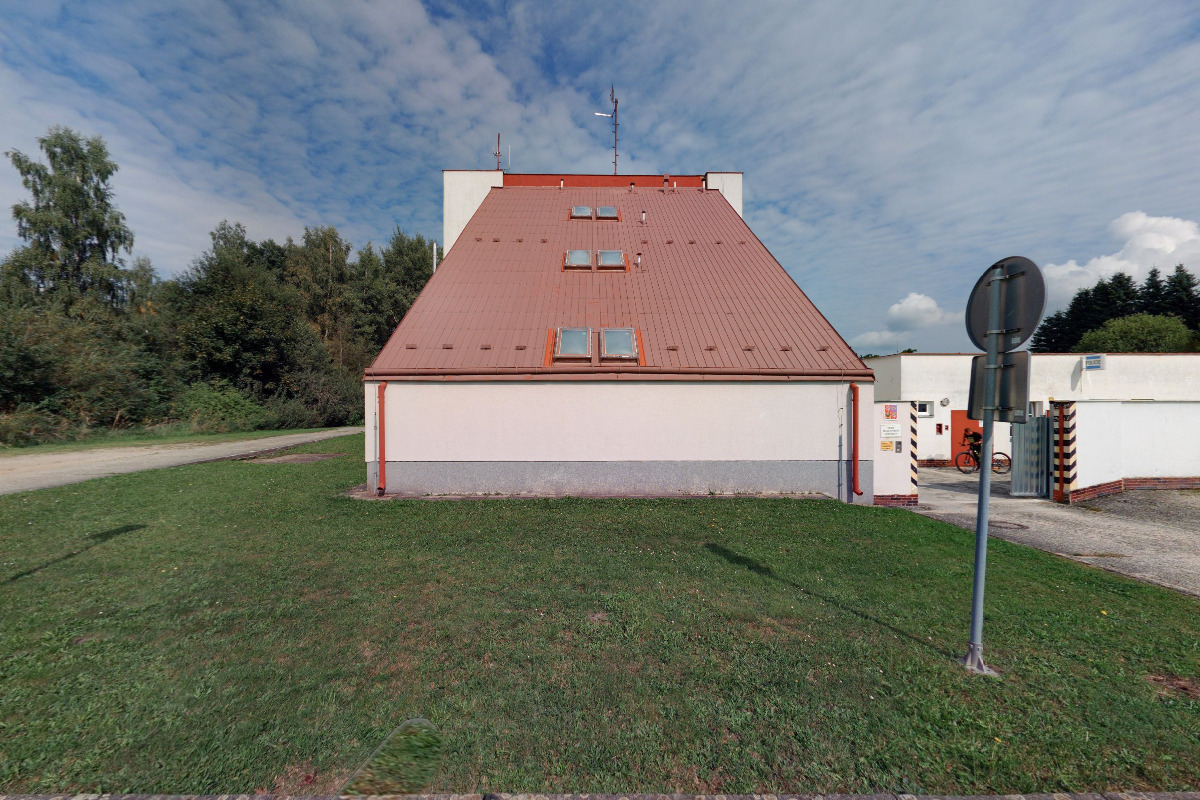 Policie ČR - Obvodní oddělení Suchdol nad Lužnicí foto 2