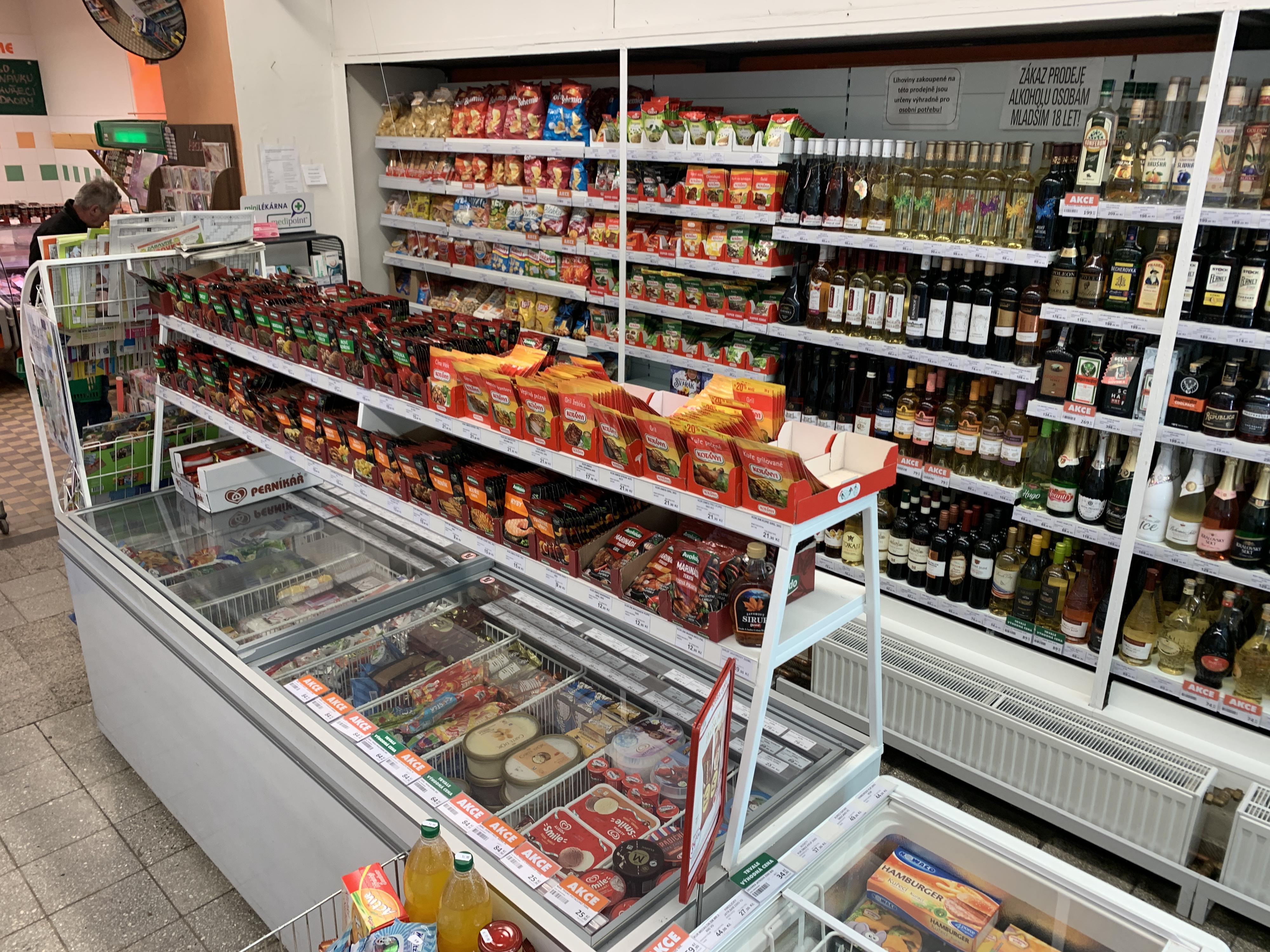 Tempo, obchodní družstvo JO foto 2