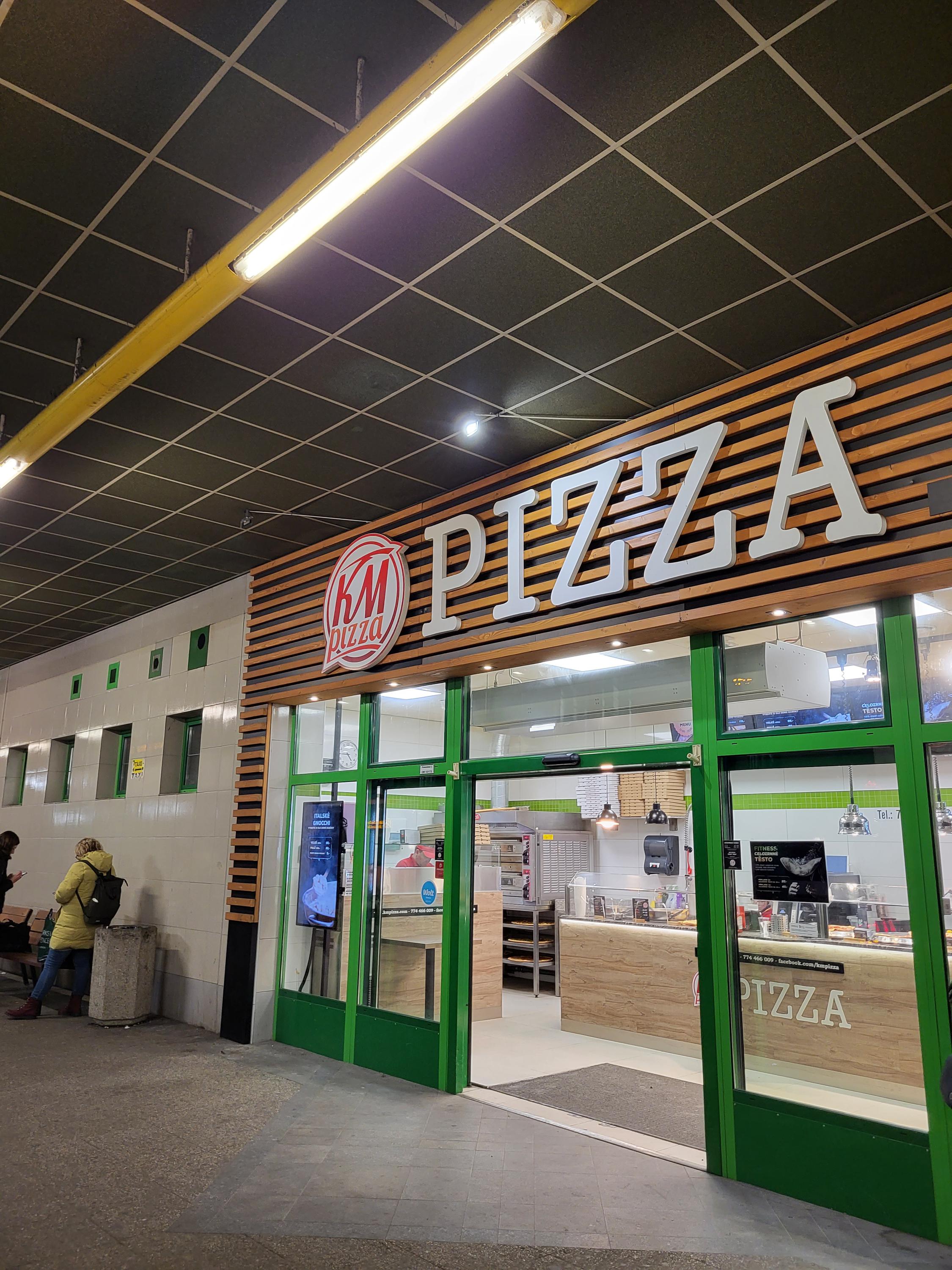 KM PIZZA foto 2