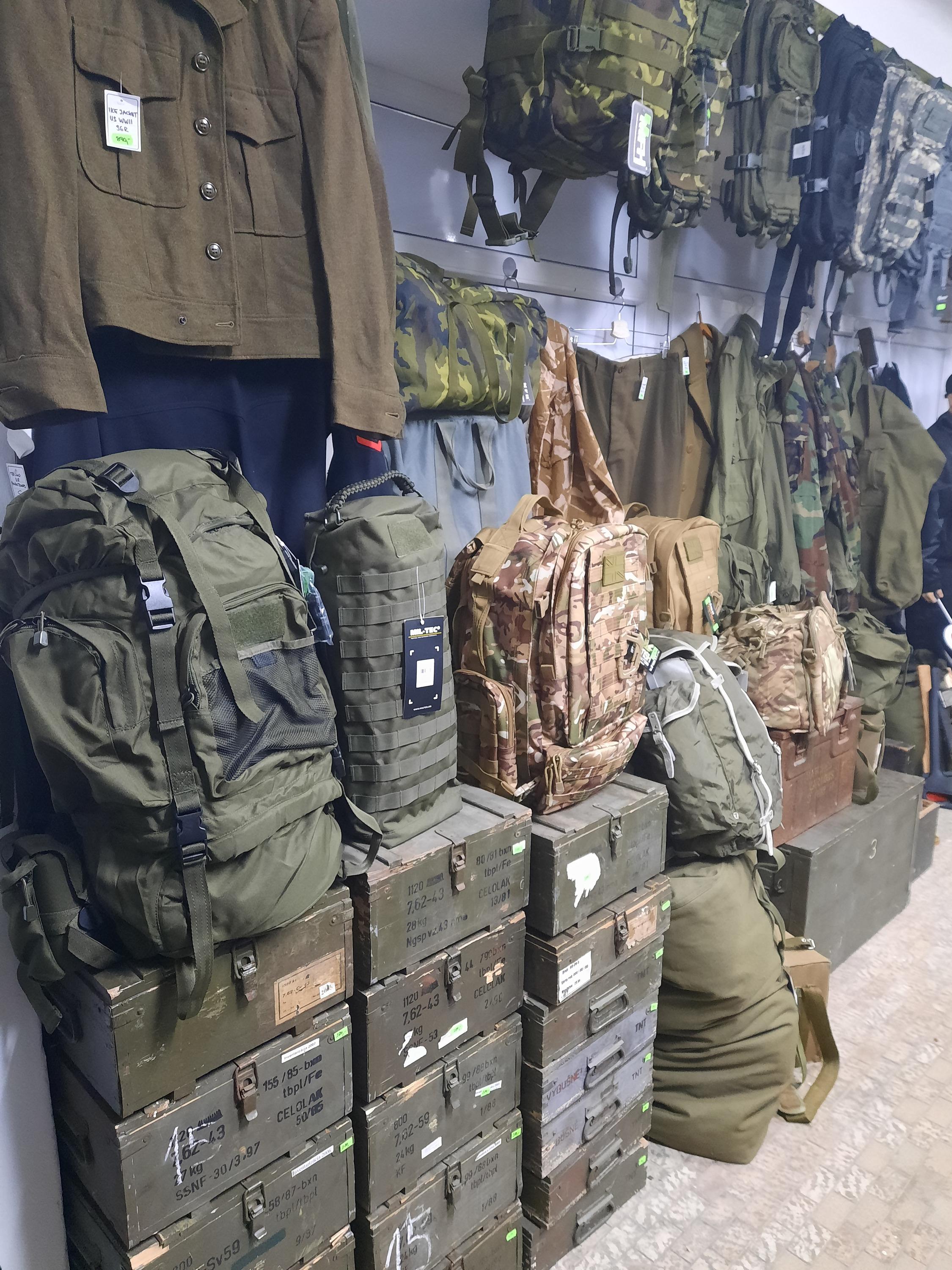 ARMY SHOP 101 foto 4