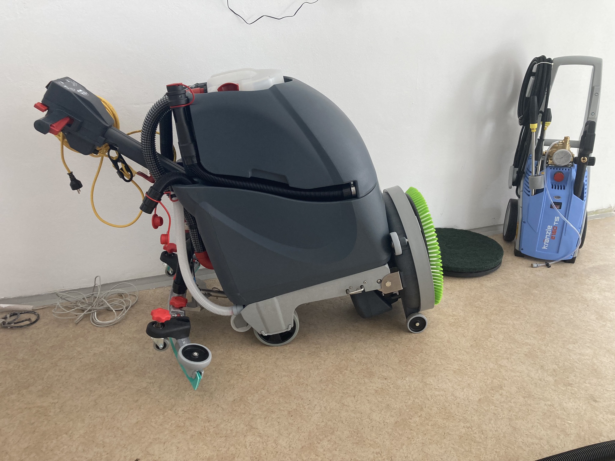 Půjčovna úklidových strojů - Viktor Mára foto 6