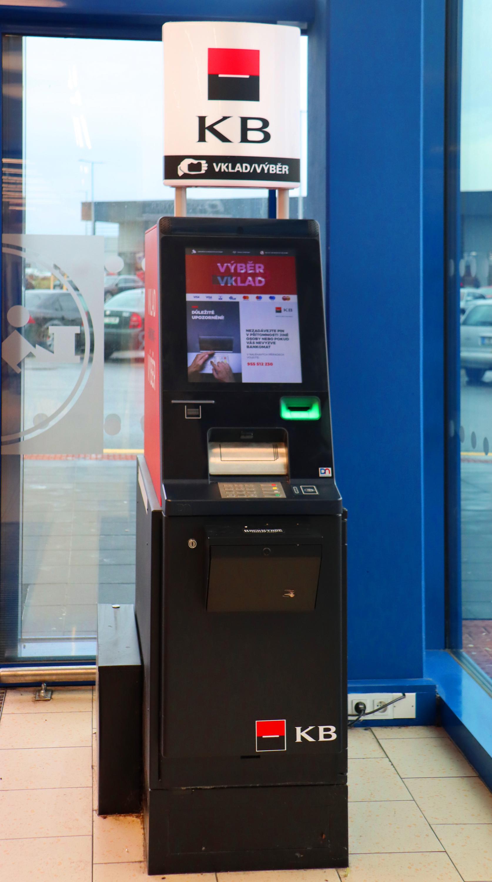 Bankomat Komerční banky foto 3