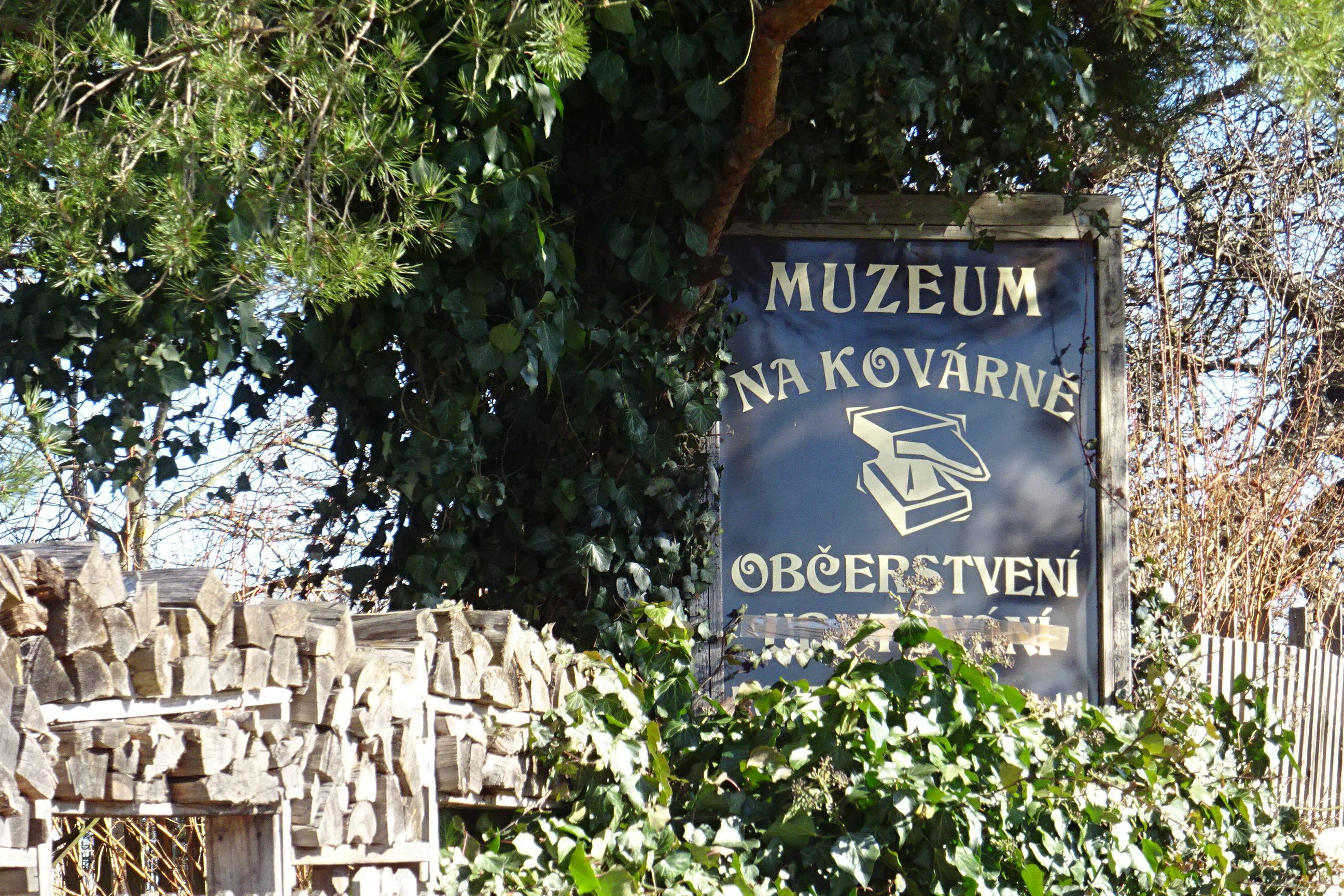 Občerstvení V KOVÁRNĚ foto 3