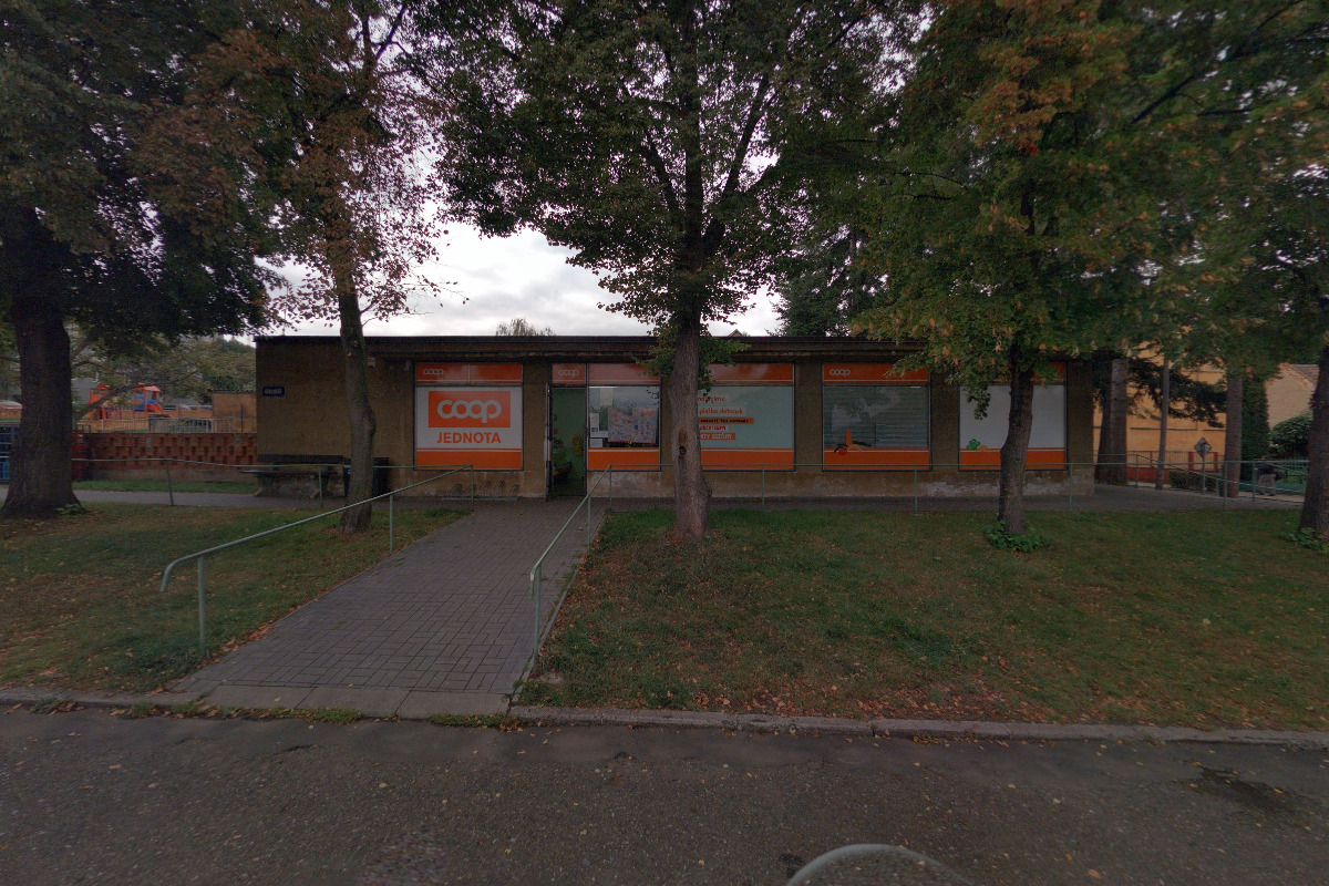 JEDNOTA, spotřební družstvo v Podbořanech - COOP foto 2