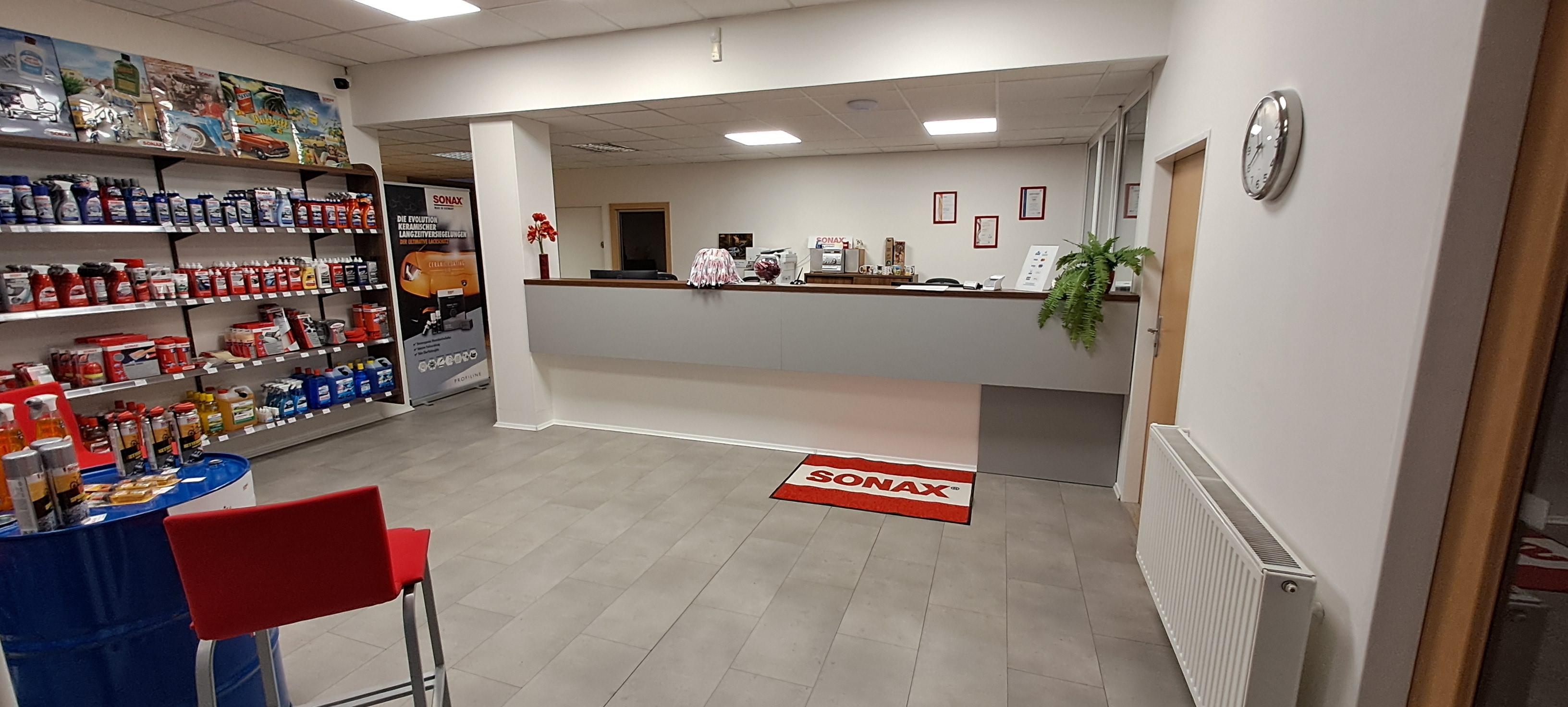 Sonax.cz - Motorsport spol. s r. o. foto 4