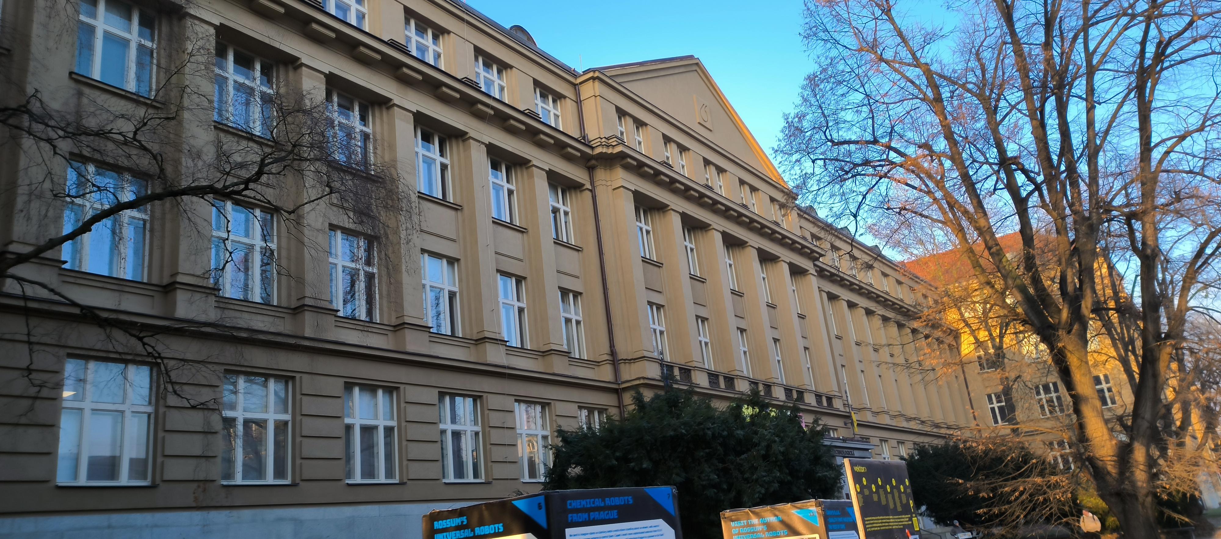 Metrologická a zkušební laboratoř VŠCHT Praha foto 2