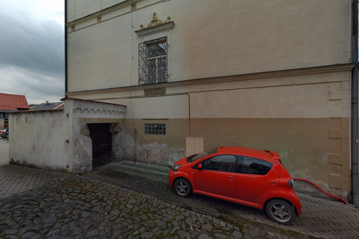 Nabíjecí stanice Město Benešov na Ploučnicí foto 4