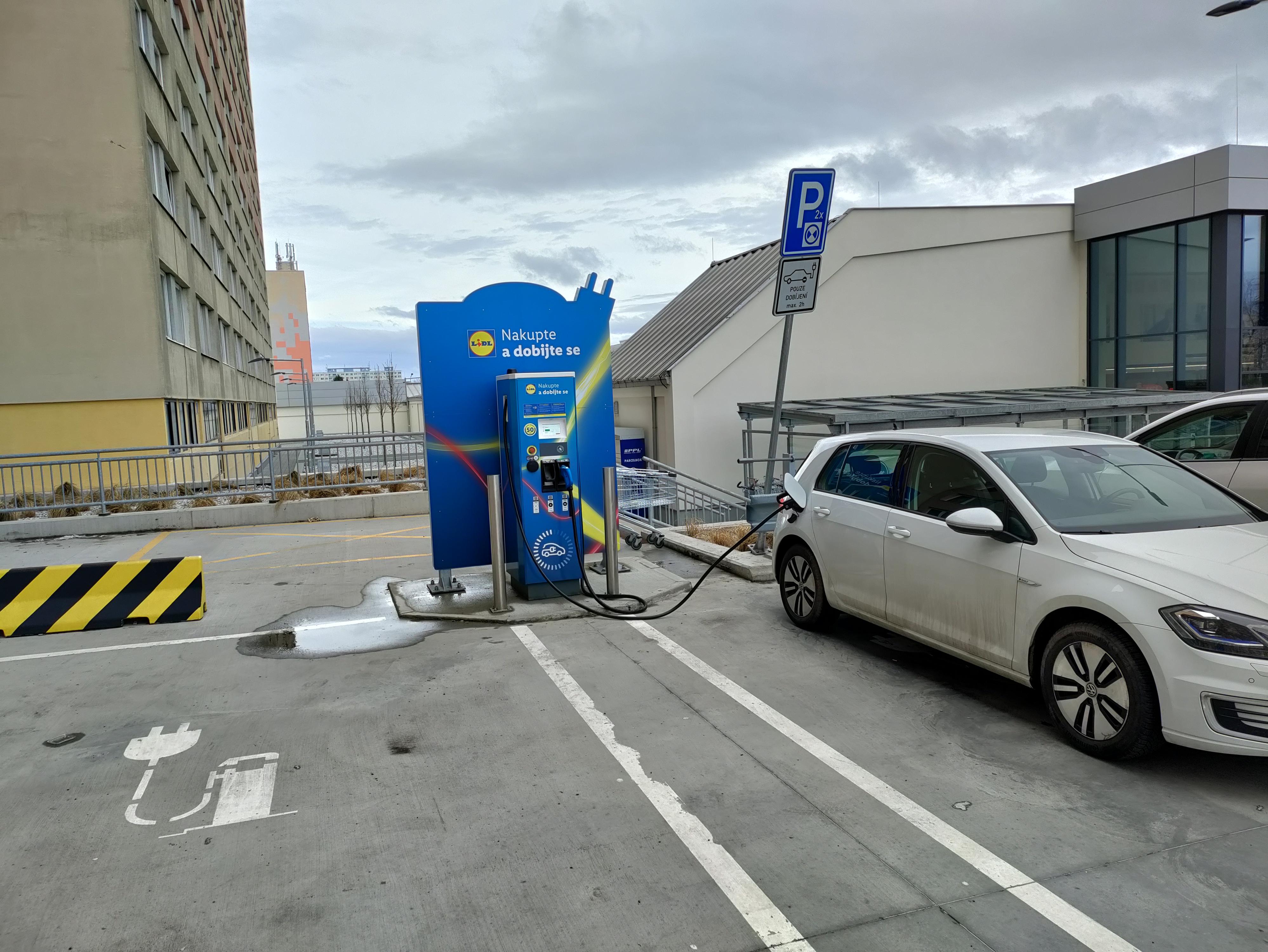 Nabíjecí stanice Lidl foto 4