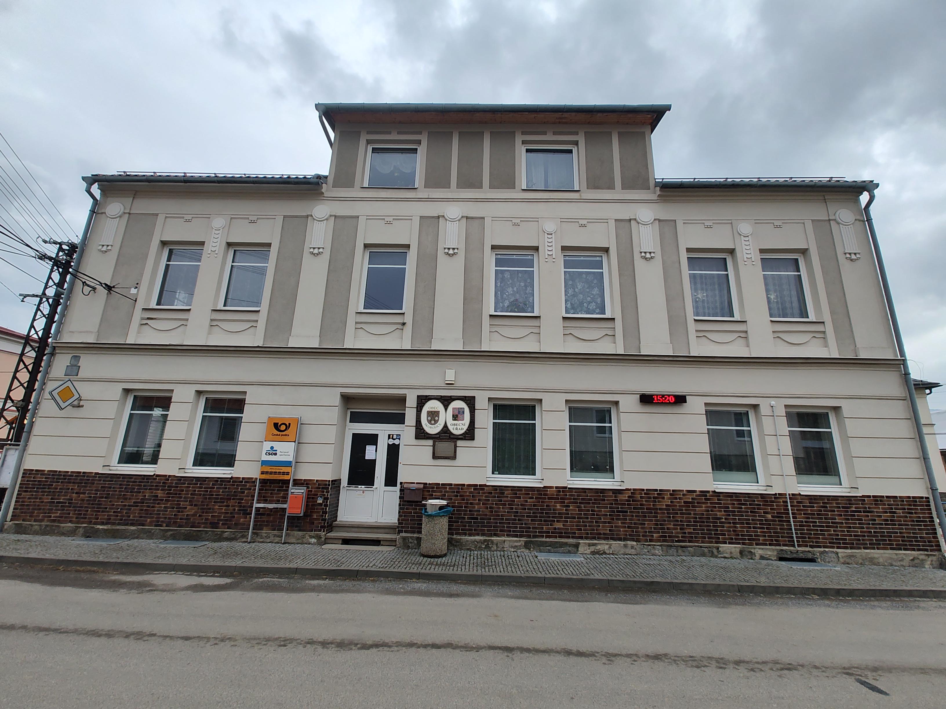 Skorošice - obecní úřad foto 2