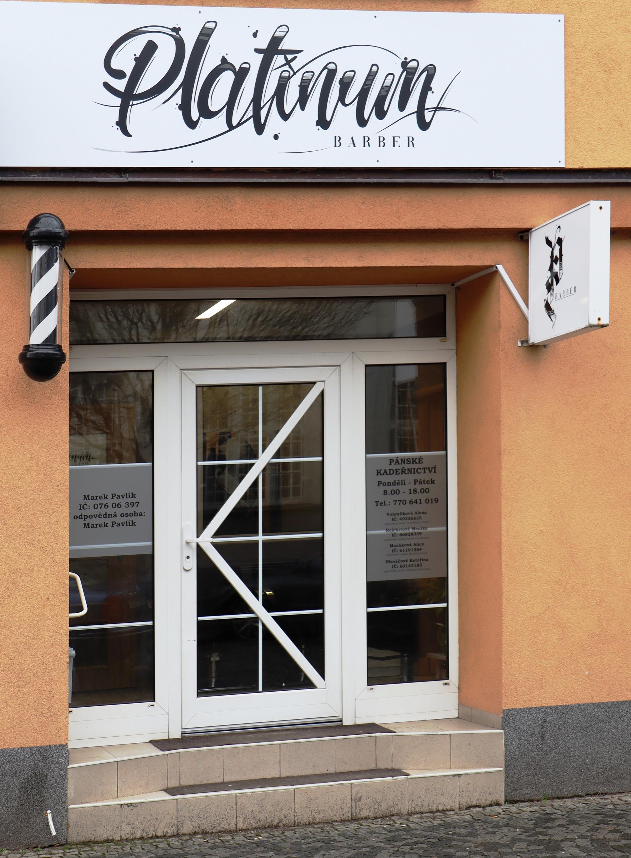 Platinum barber shop foto 3