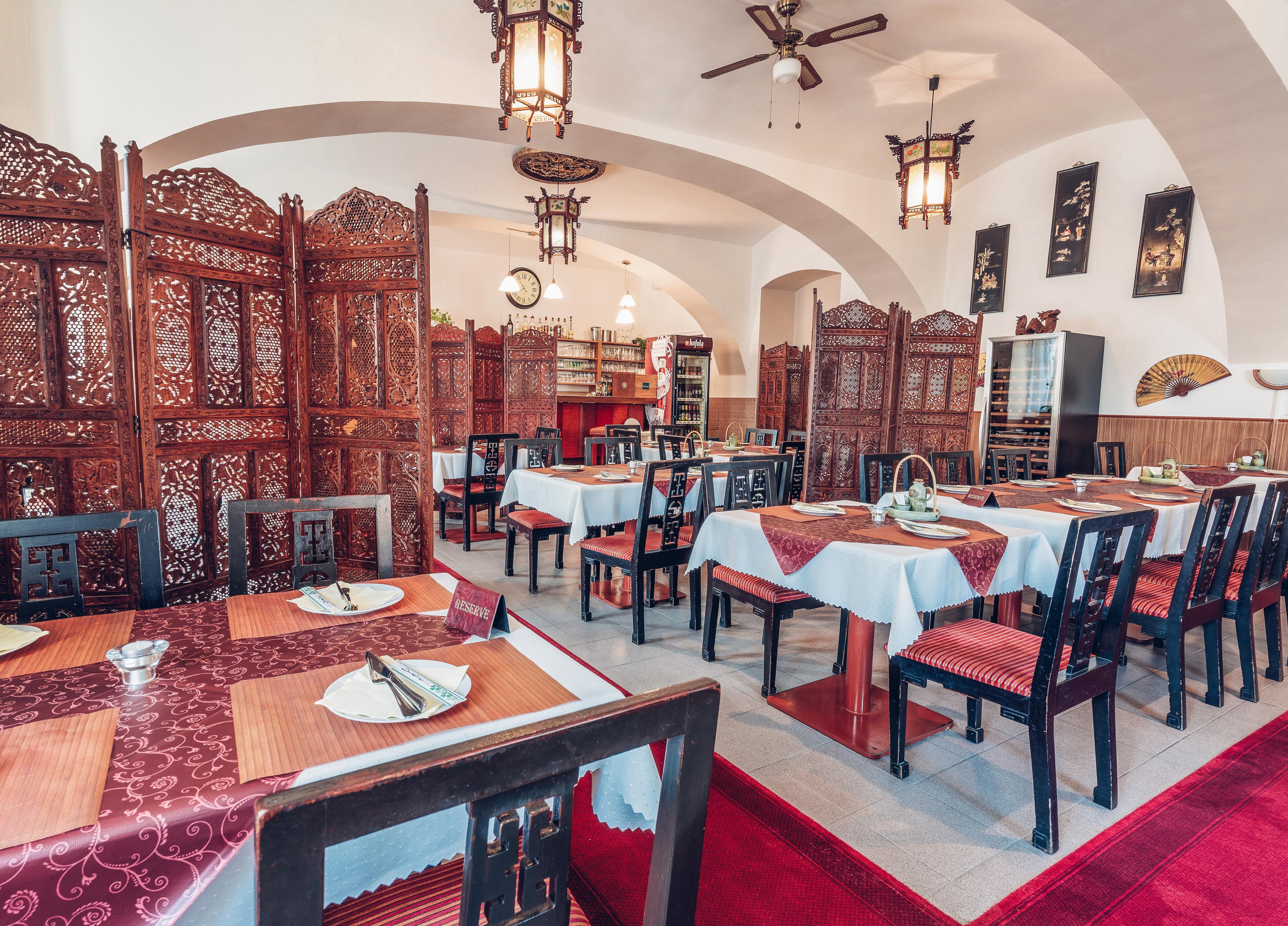 Čínská restaurace U Koruny foto 3