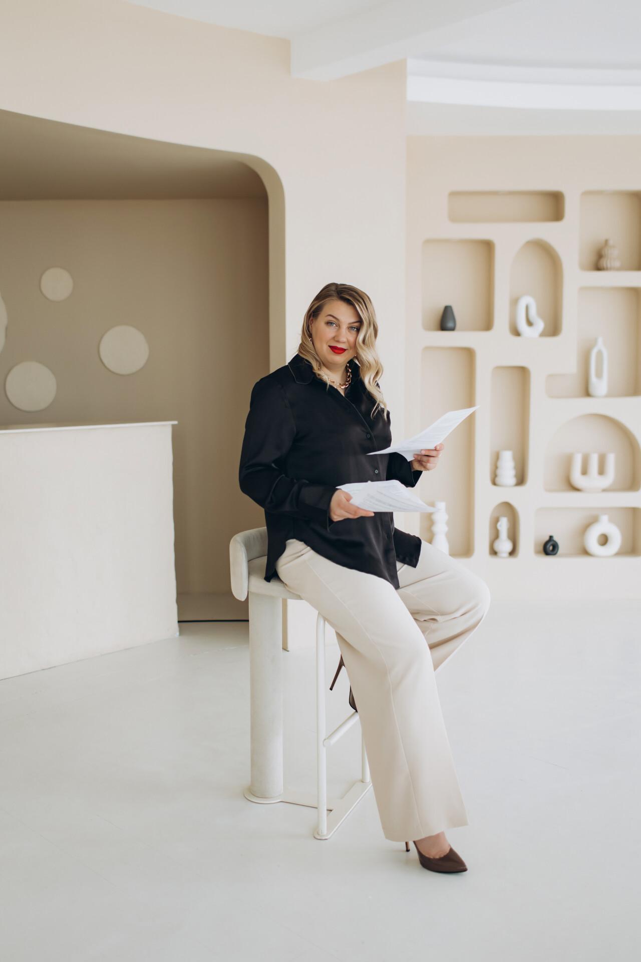 Mgr. Yana Shevchuk Realitní specialista foto 2