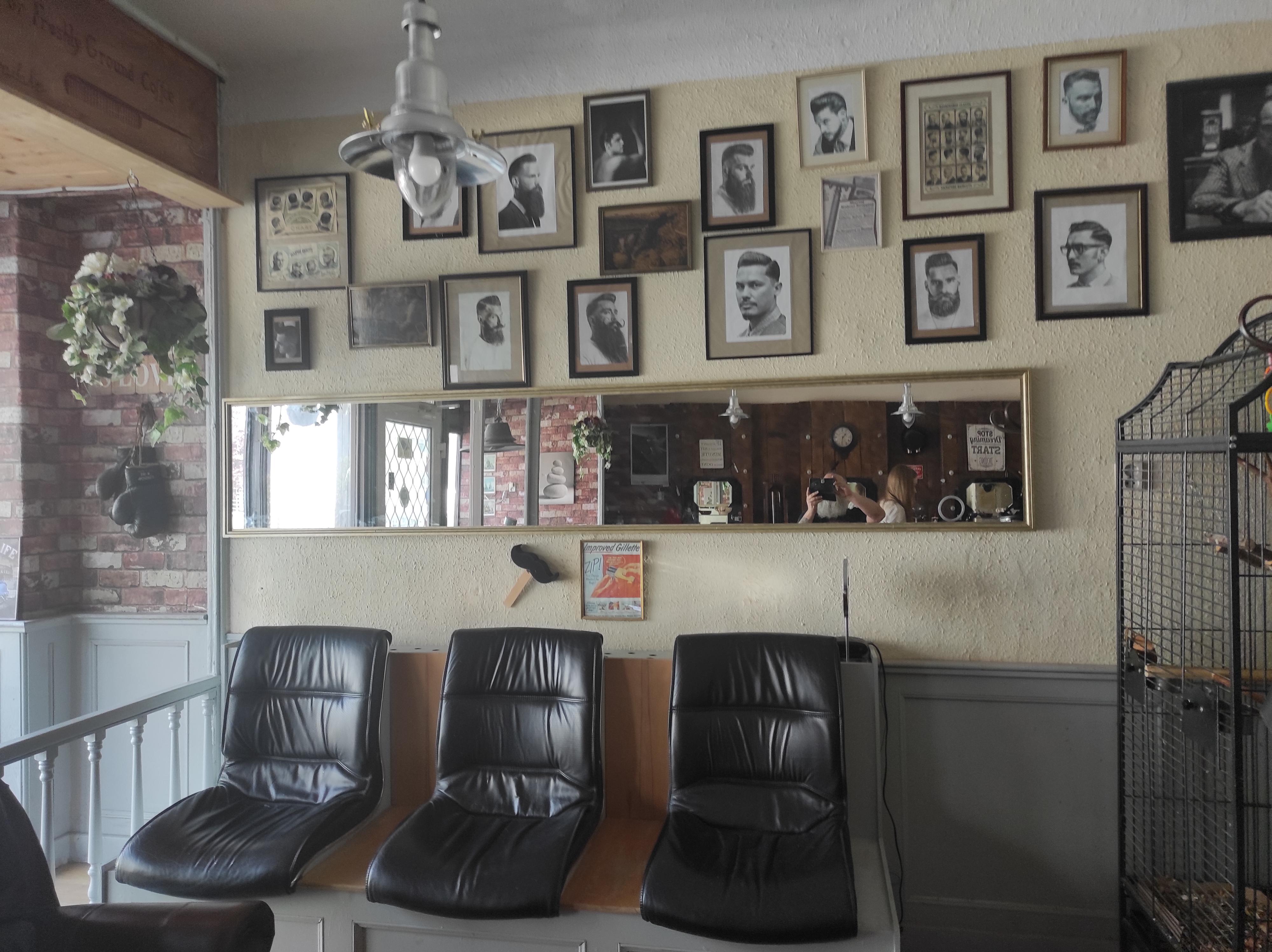 Mr. T Barber Small England, s.r.o. foto 5