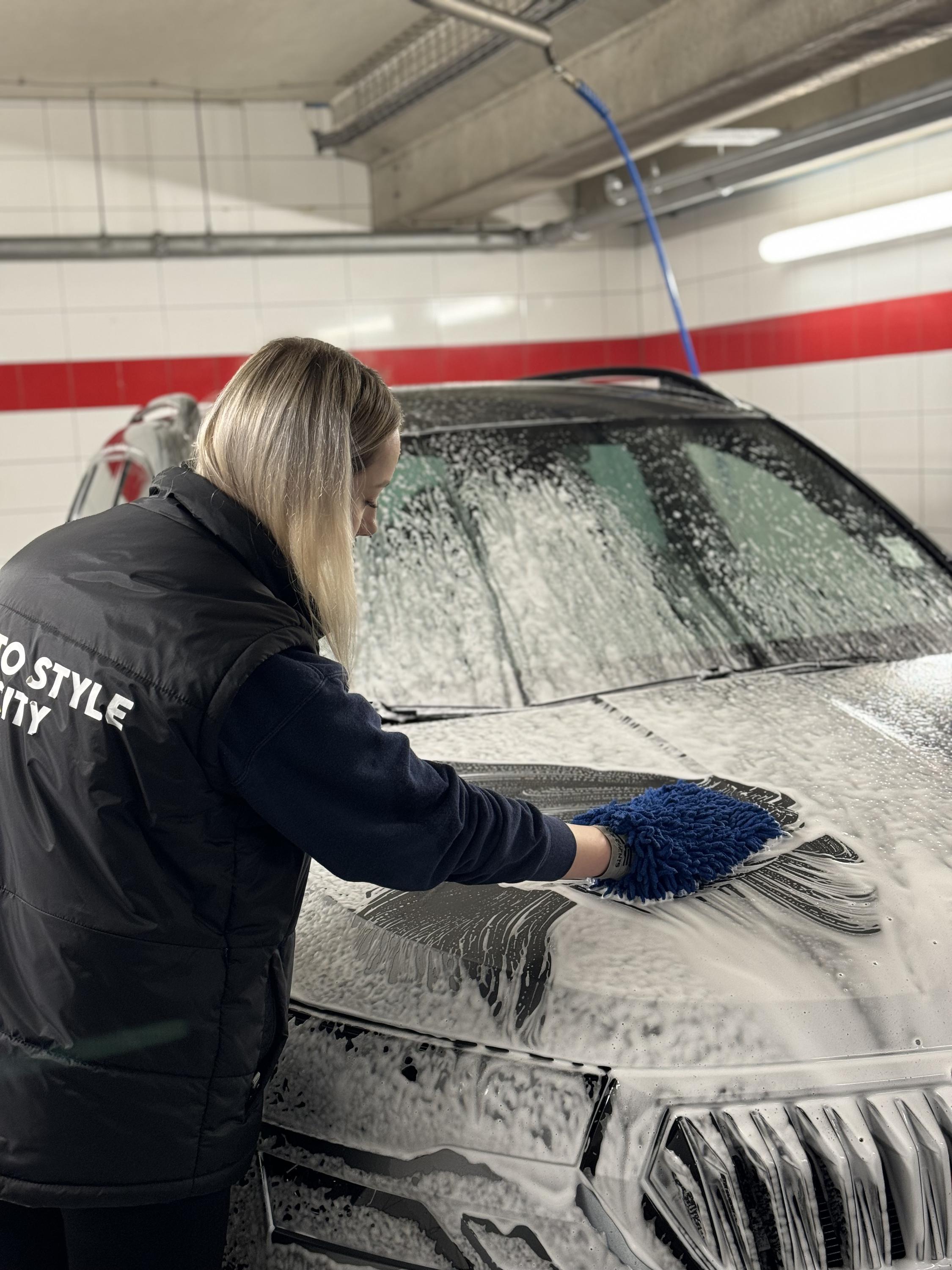 AUTO STYLE CITY - ruční automyčka foto 3