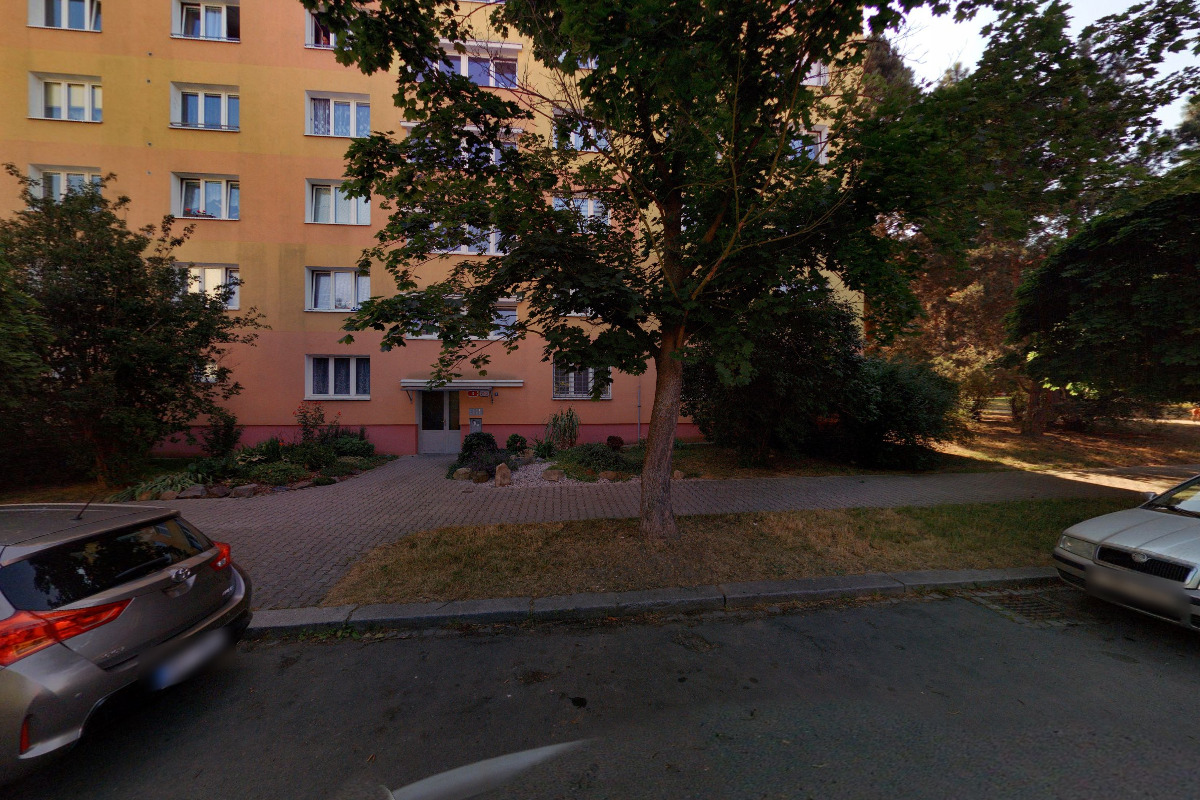 Zámečník - Nezůstaneš Venku foto 5