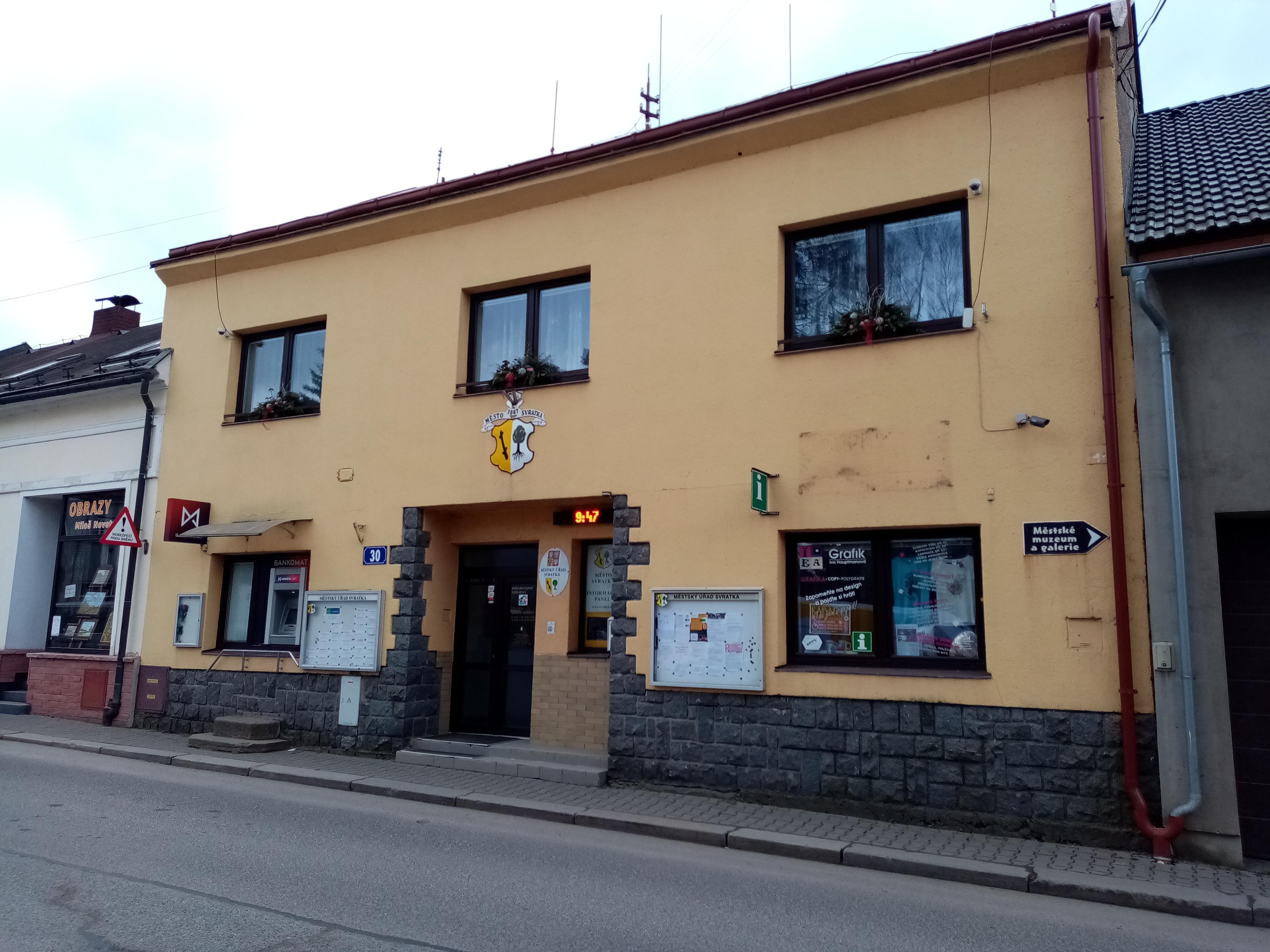 Svratka - městský úřad foto 3