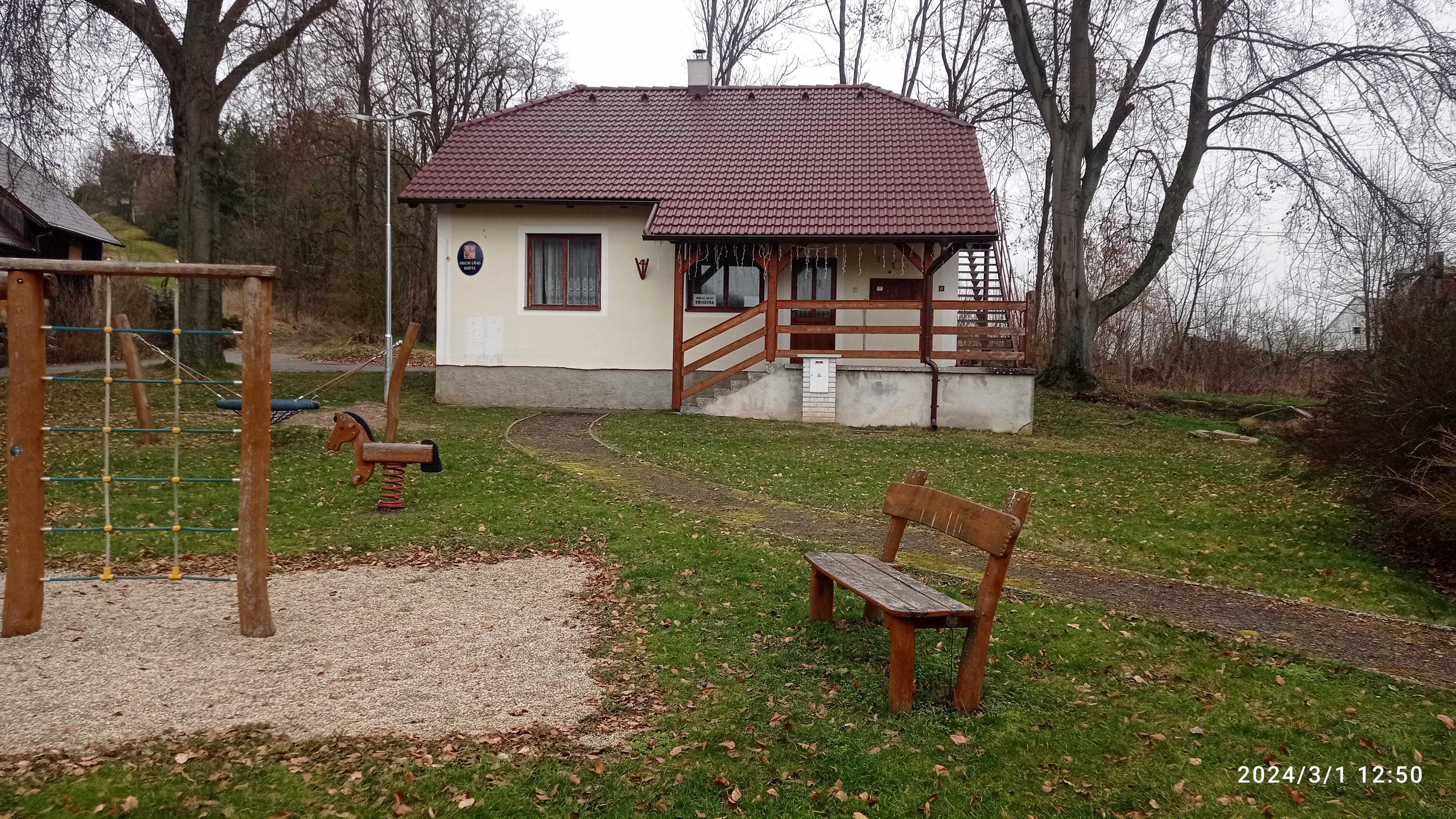 Obecní knihovna Koryta foto 2