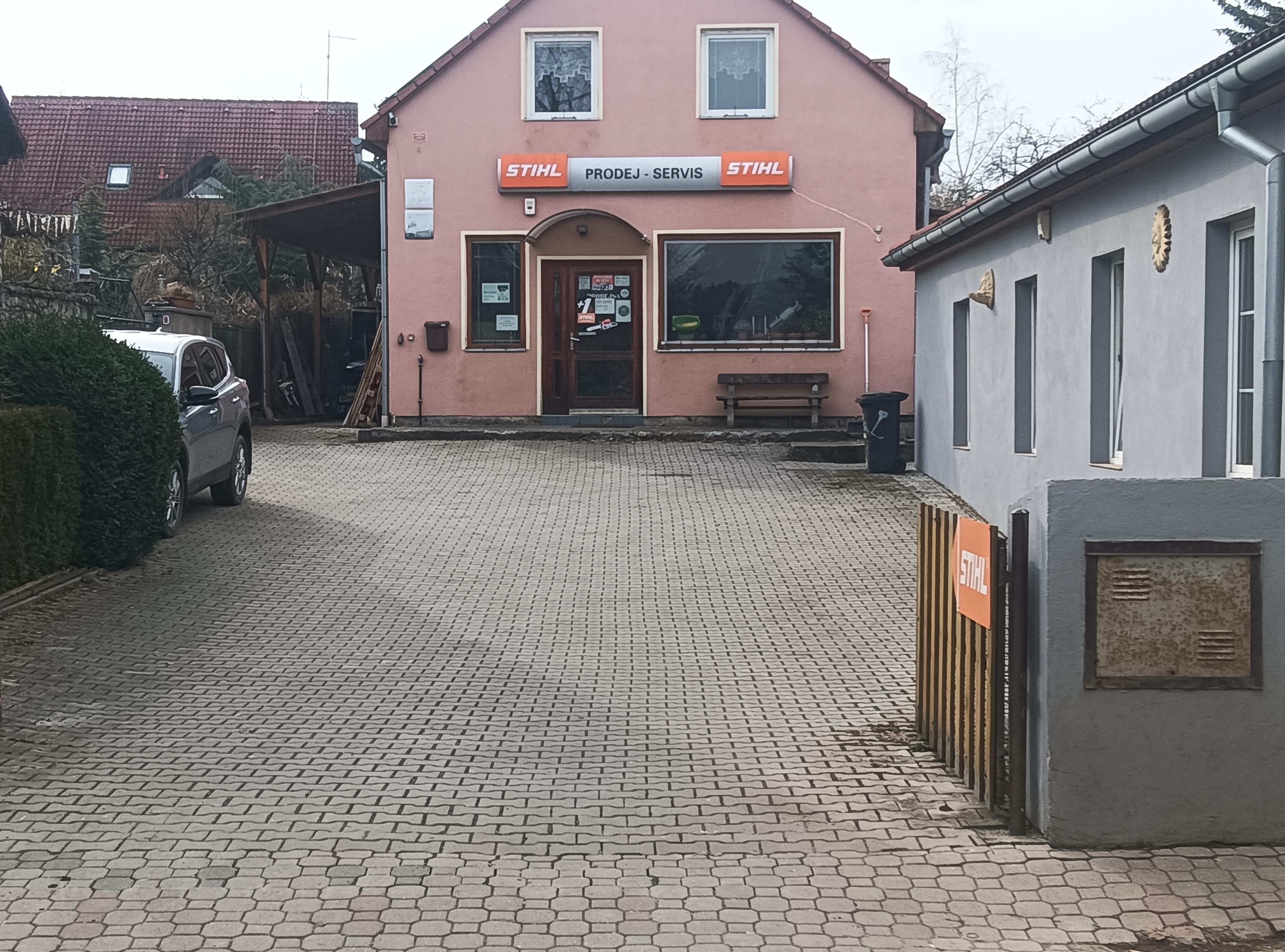 Petr Škola, Blovice s.r.o. - zahradní technika