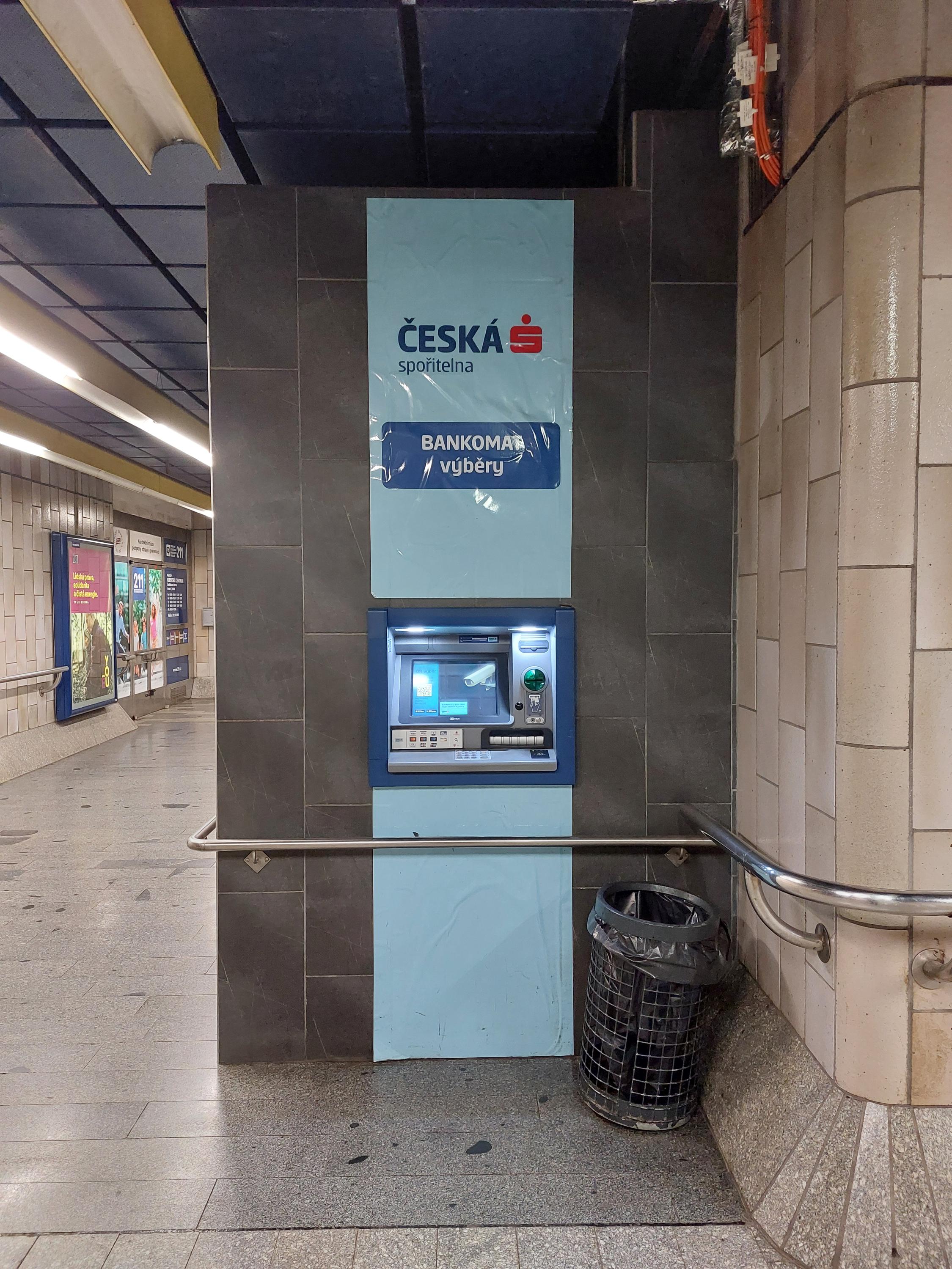 Bankomat České spořitelny foto 2
