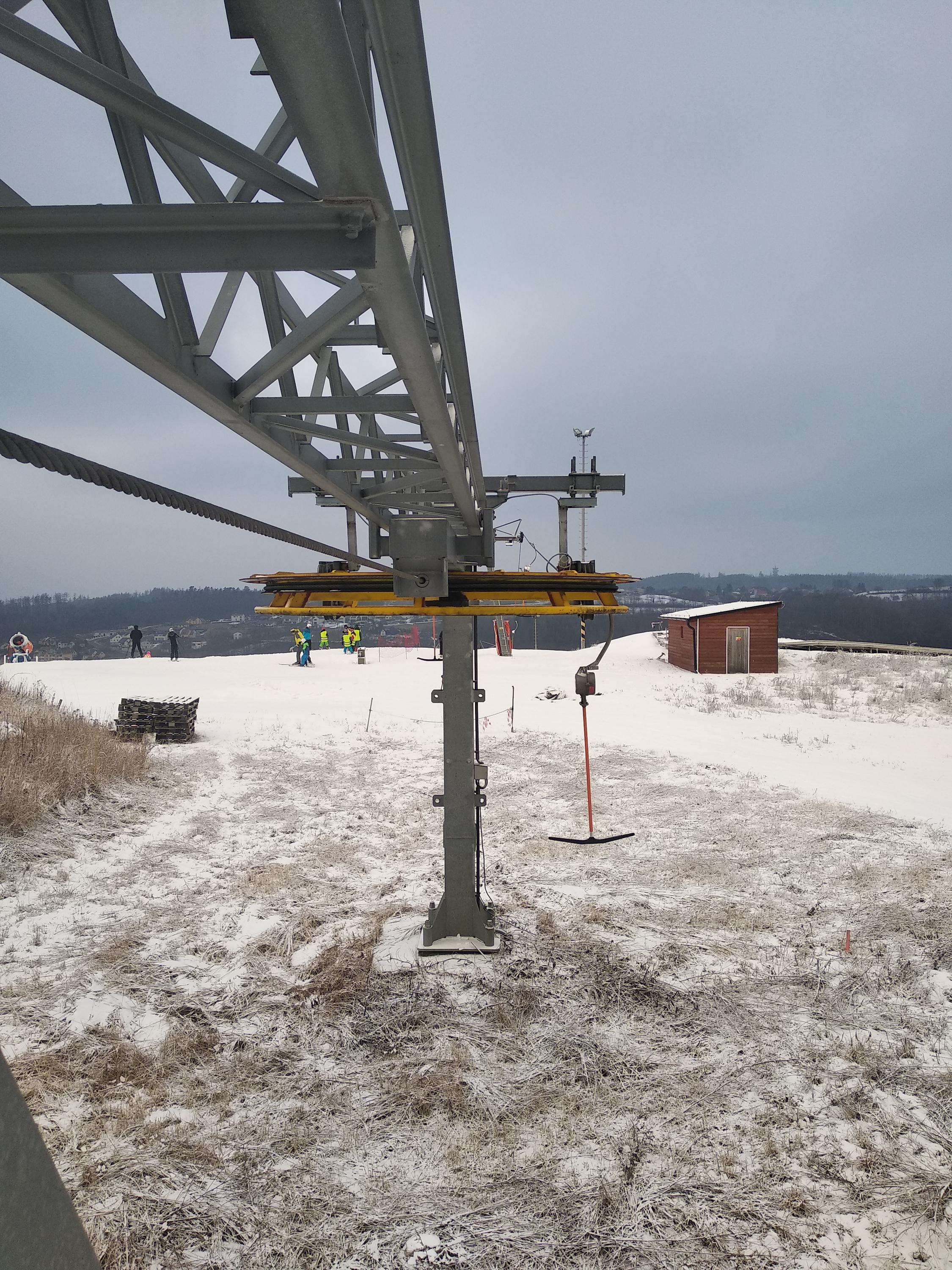 SKI AREÁL HLUBOČKY, spol. s r.o. foto 5