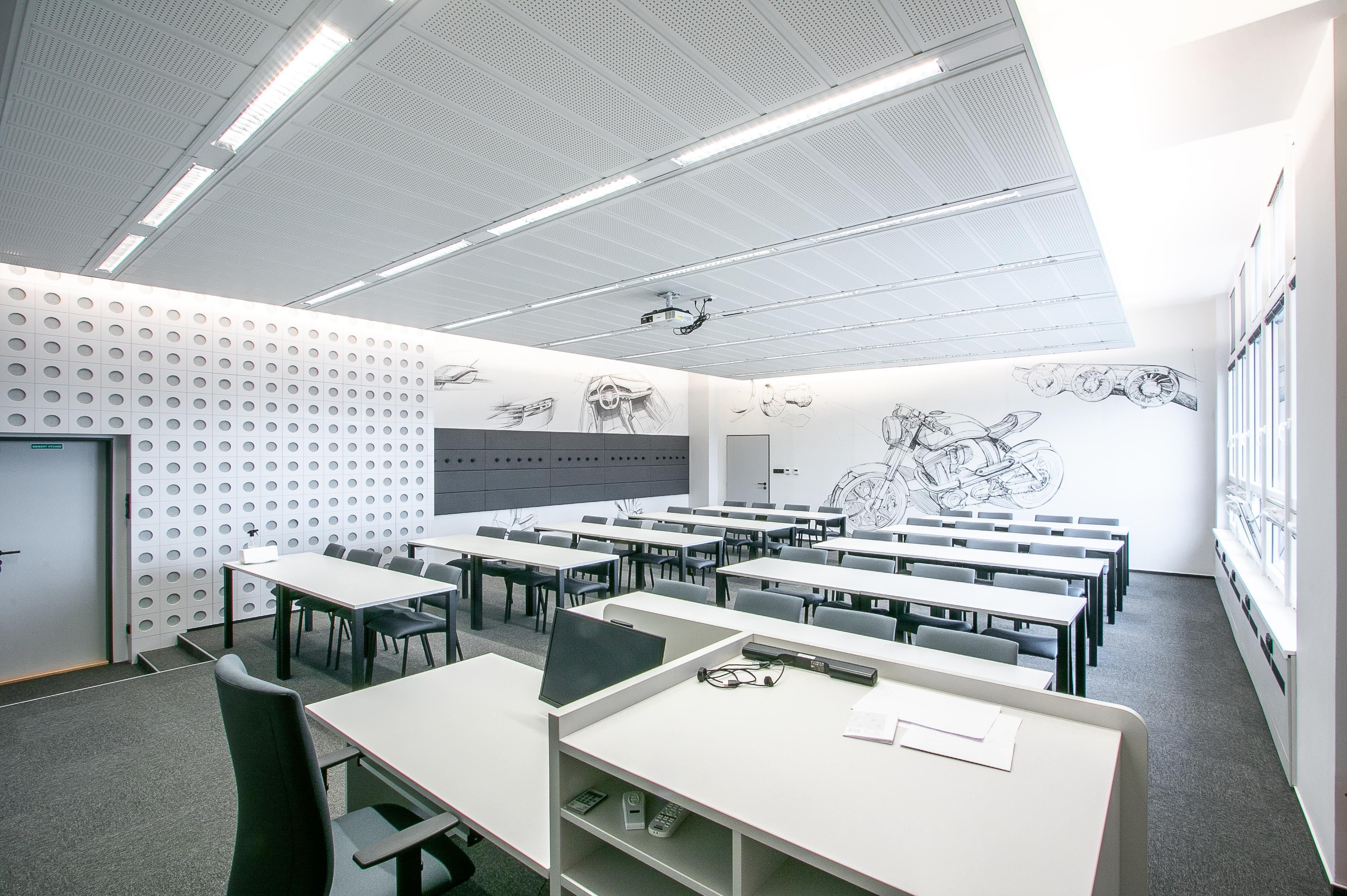 Autoškola - Zařízení služeb pro Ministerstvo vnitra