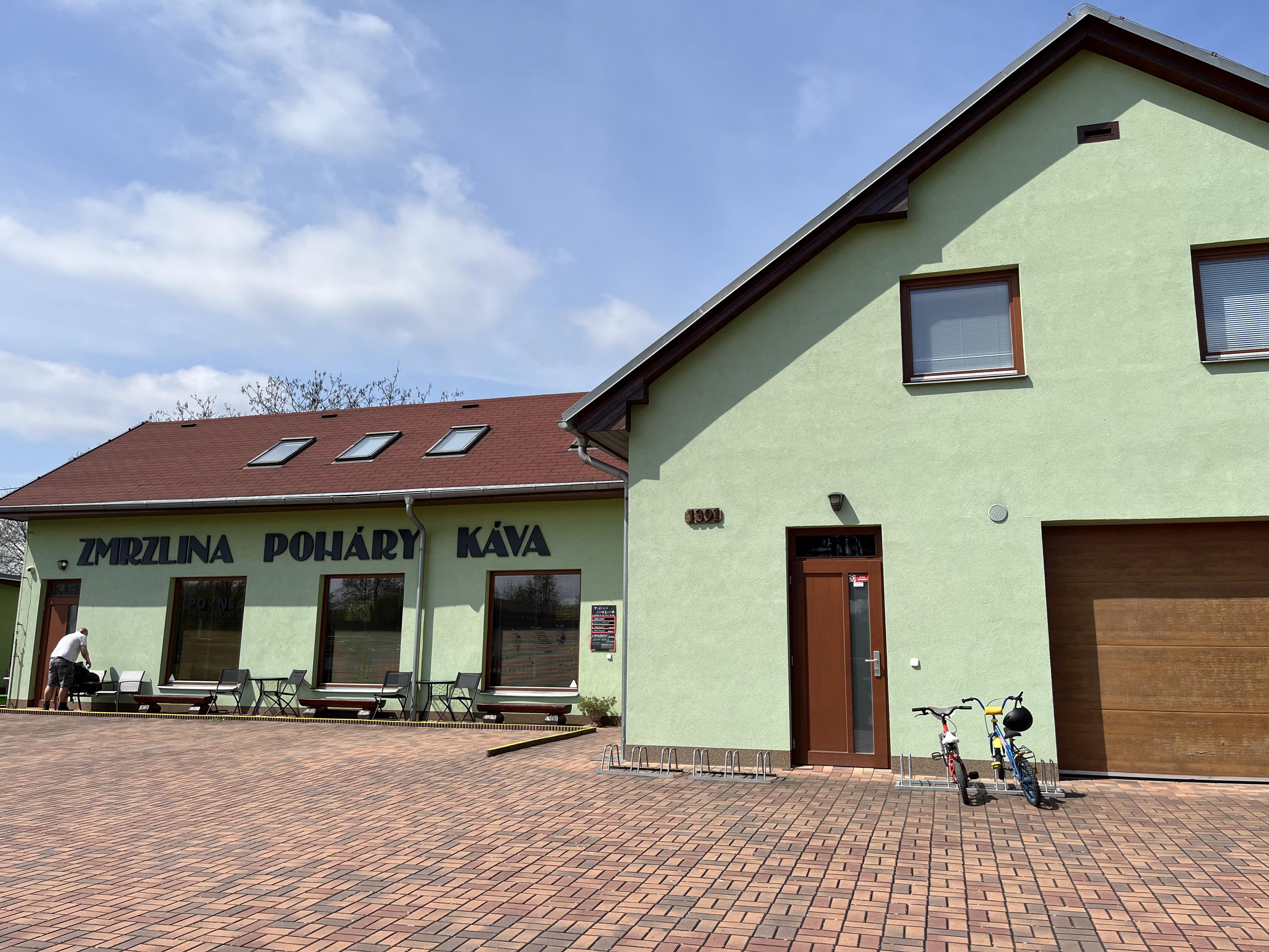 Opočenská zmrzlina u Loskota foto 2