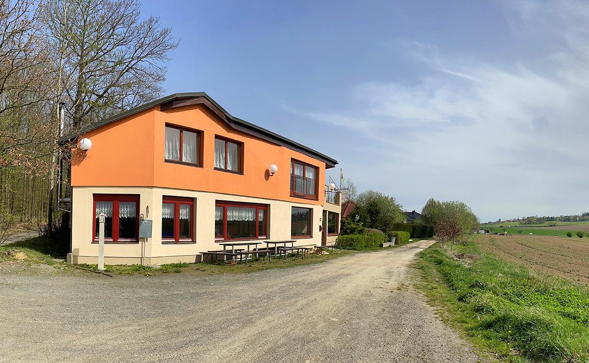 Tam na konci města foto 2