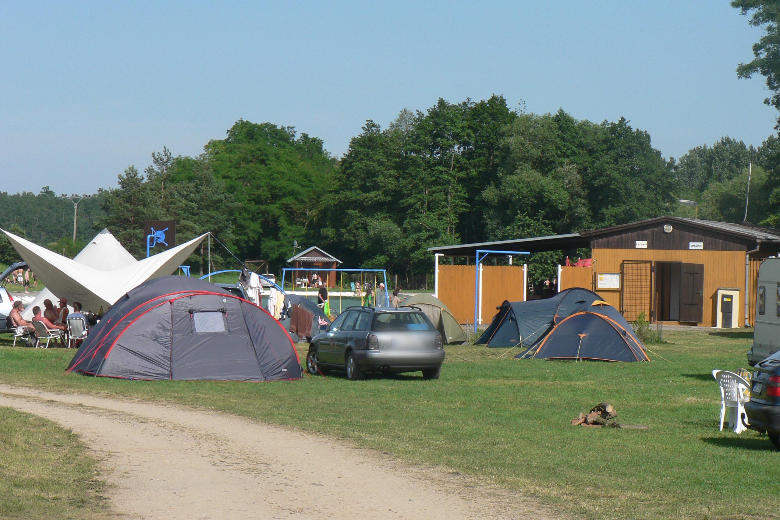 Kemp a koupaliště Vémyslice