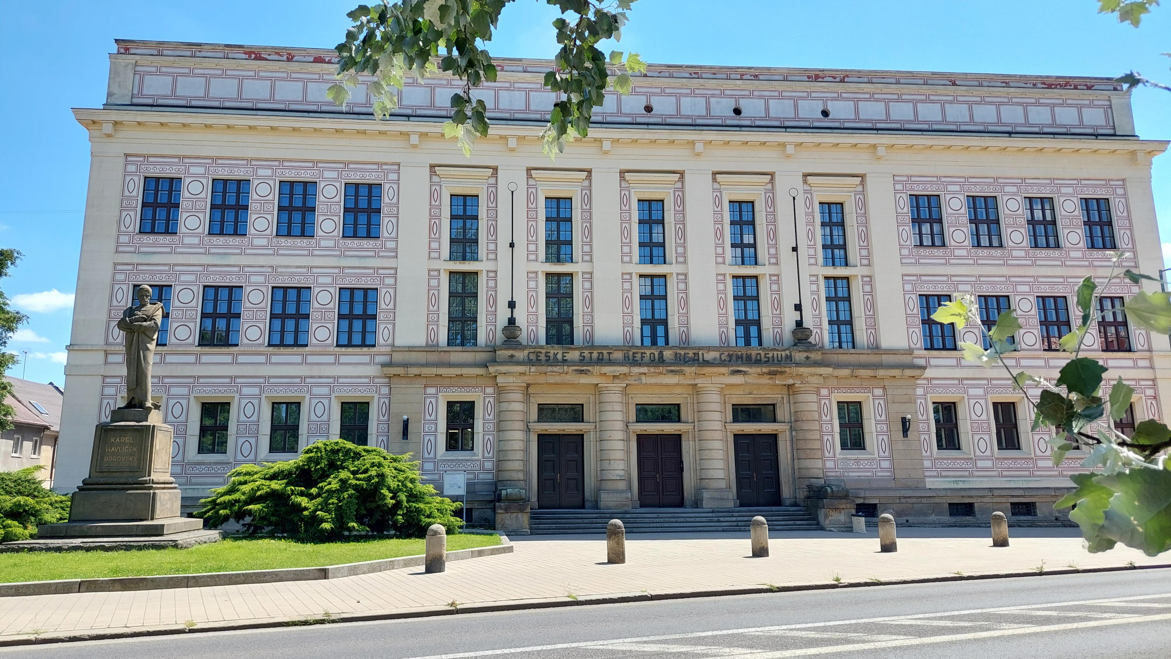 Gymnázium a Střední průmyslová škola, Duchcov foto 2