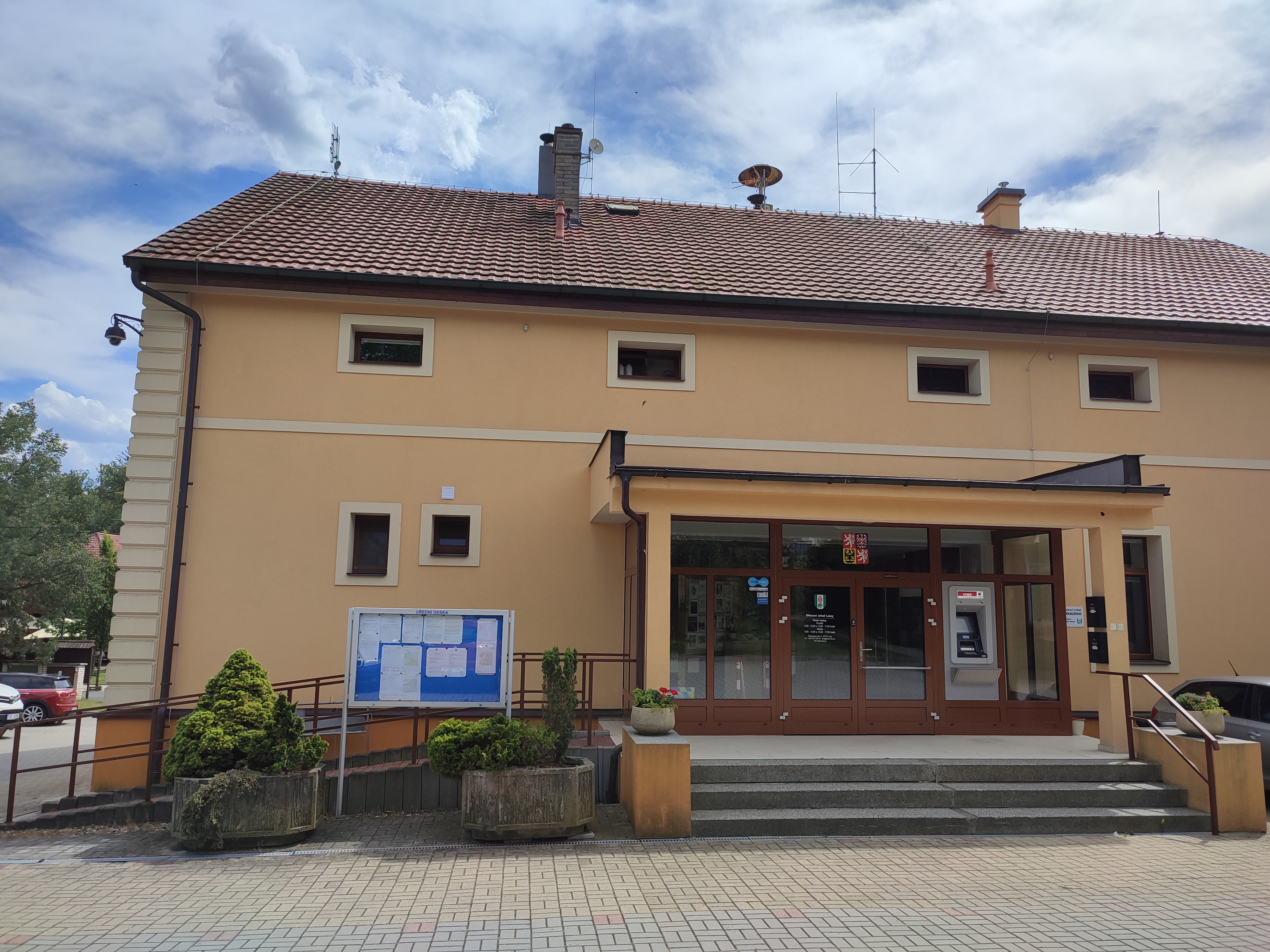 Lány - obecní úřad foto 6