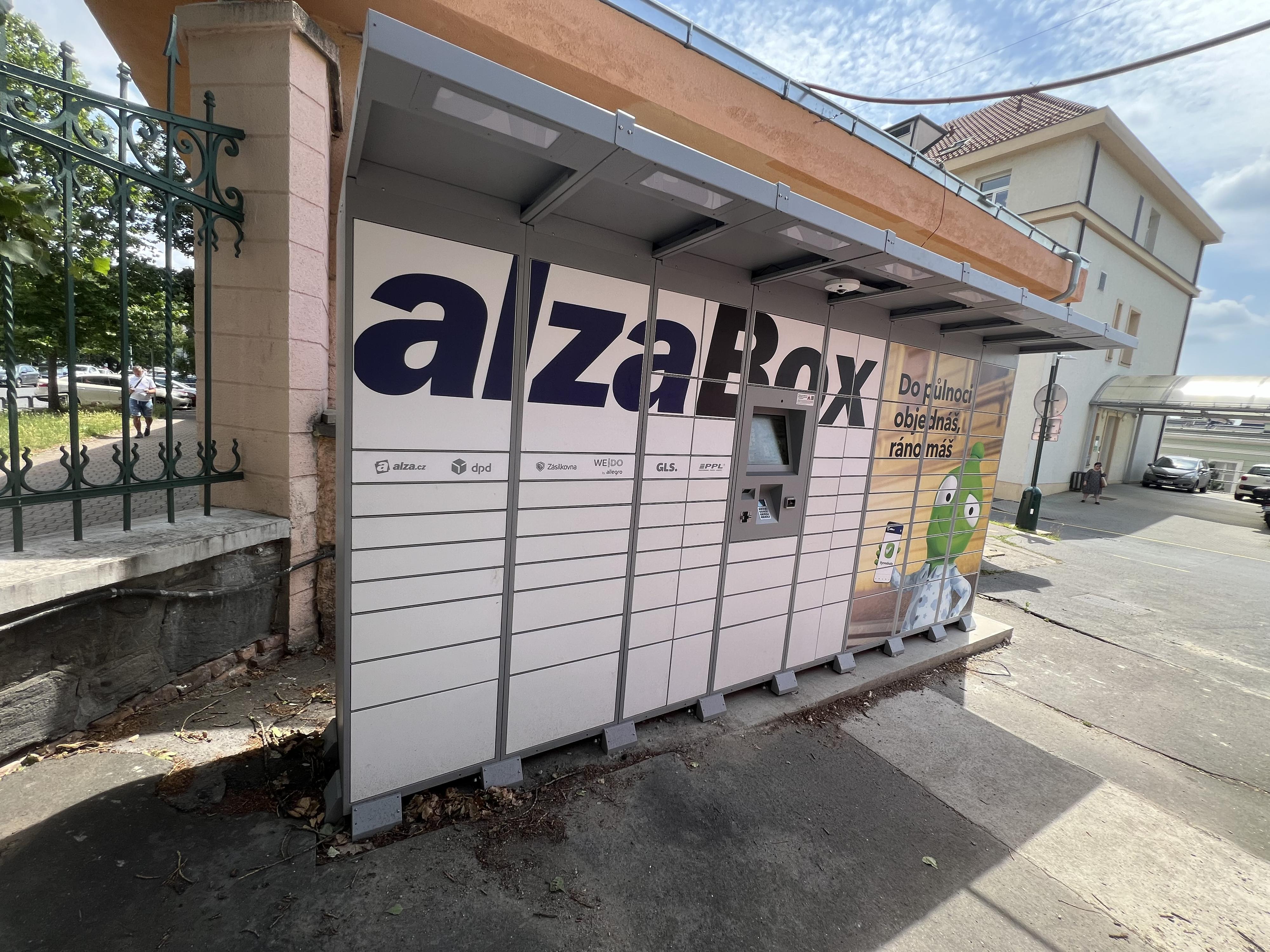 AlzaBox