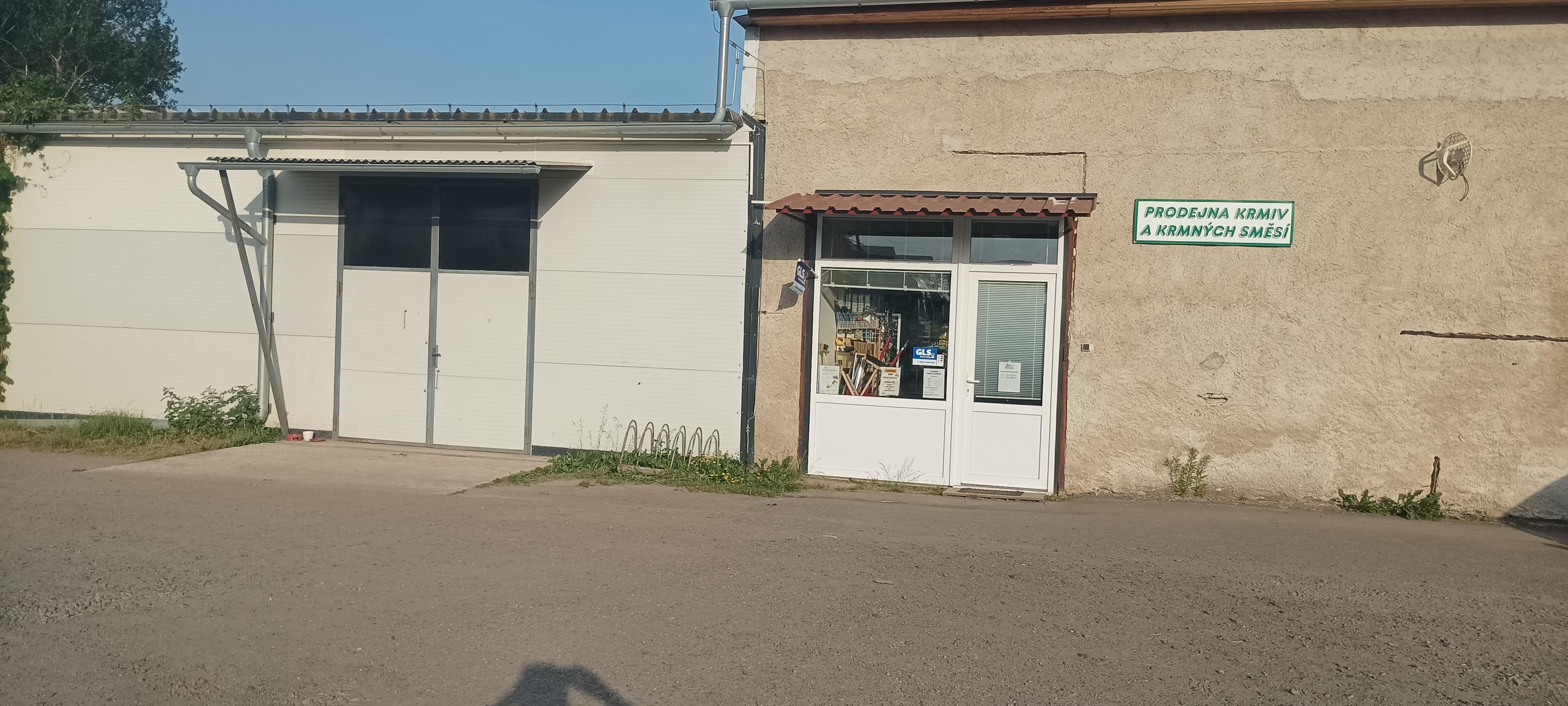 Zemědělské družstvo Rosice u Chrasti, družstvo foto 2