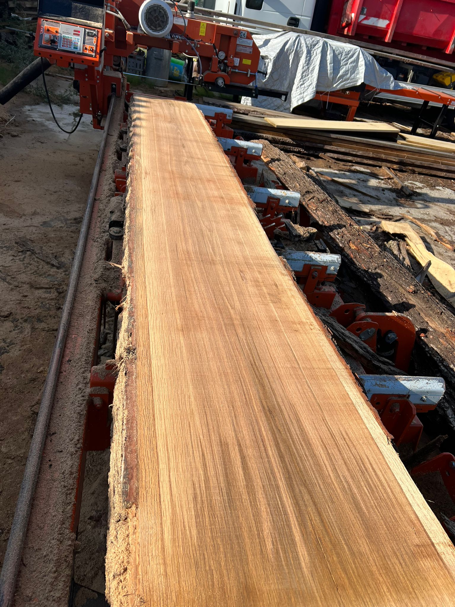 Prodej stavebního řeziva - 1. VINOHRADSKÁ ENERGETICKÁ, s.r.o. foto 4