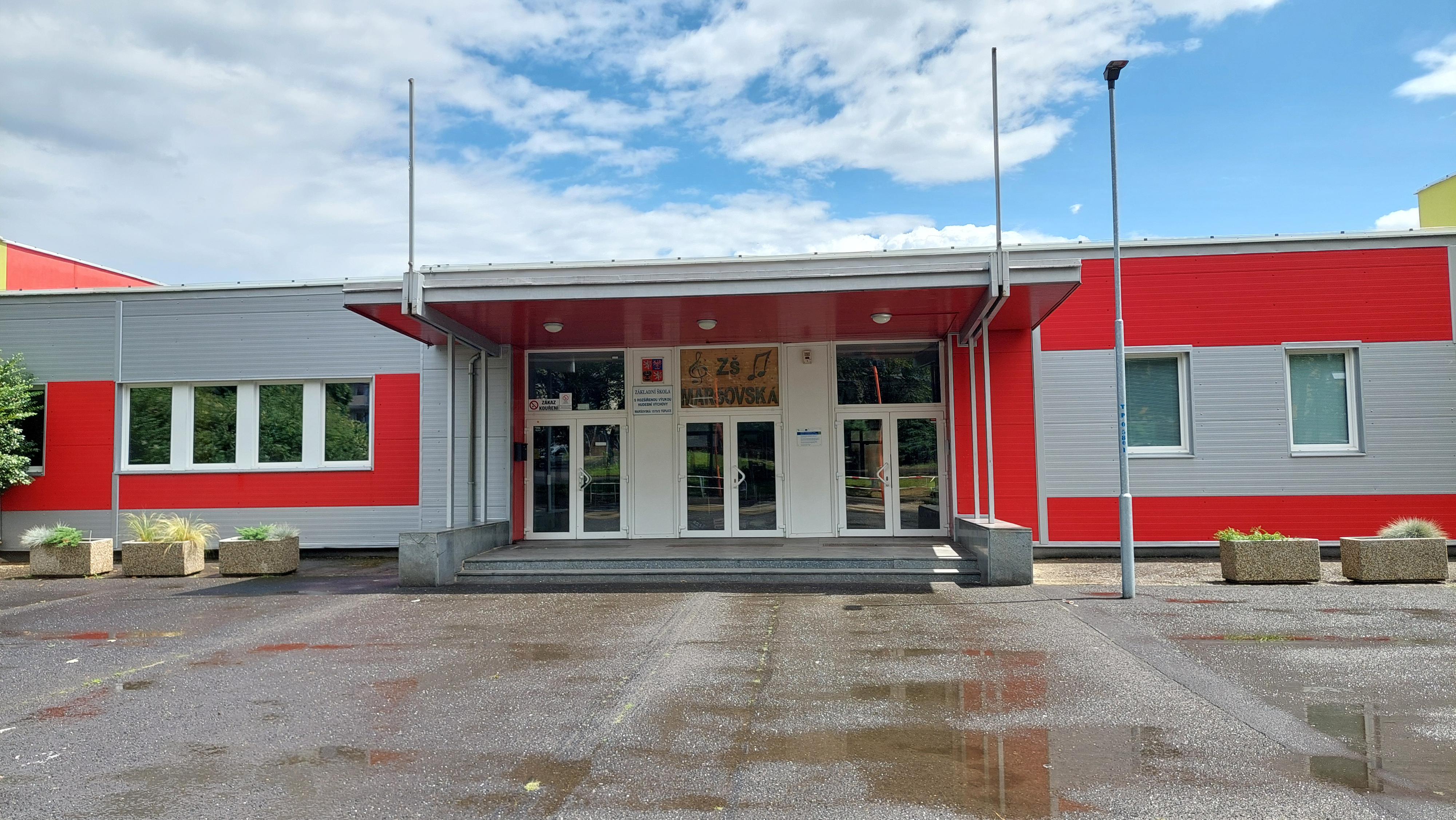 ZŠ s rozšířenou výukou hudební výchovy, Teplice, Maršovská foto 2