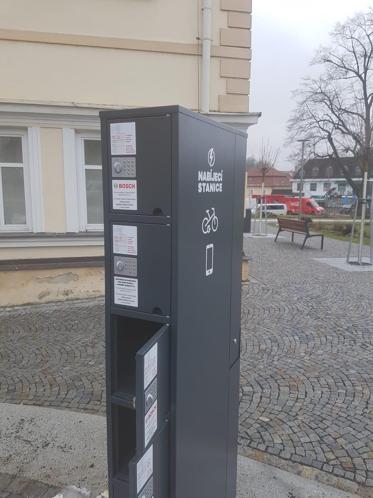 Nabíjecí stanice pro elektrokola foto 2