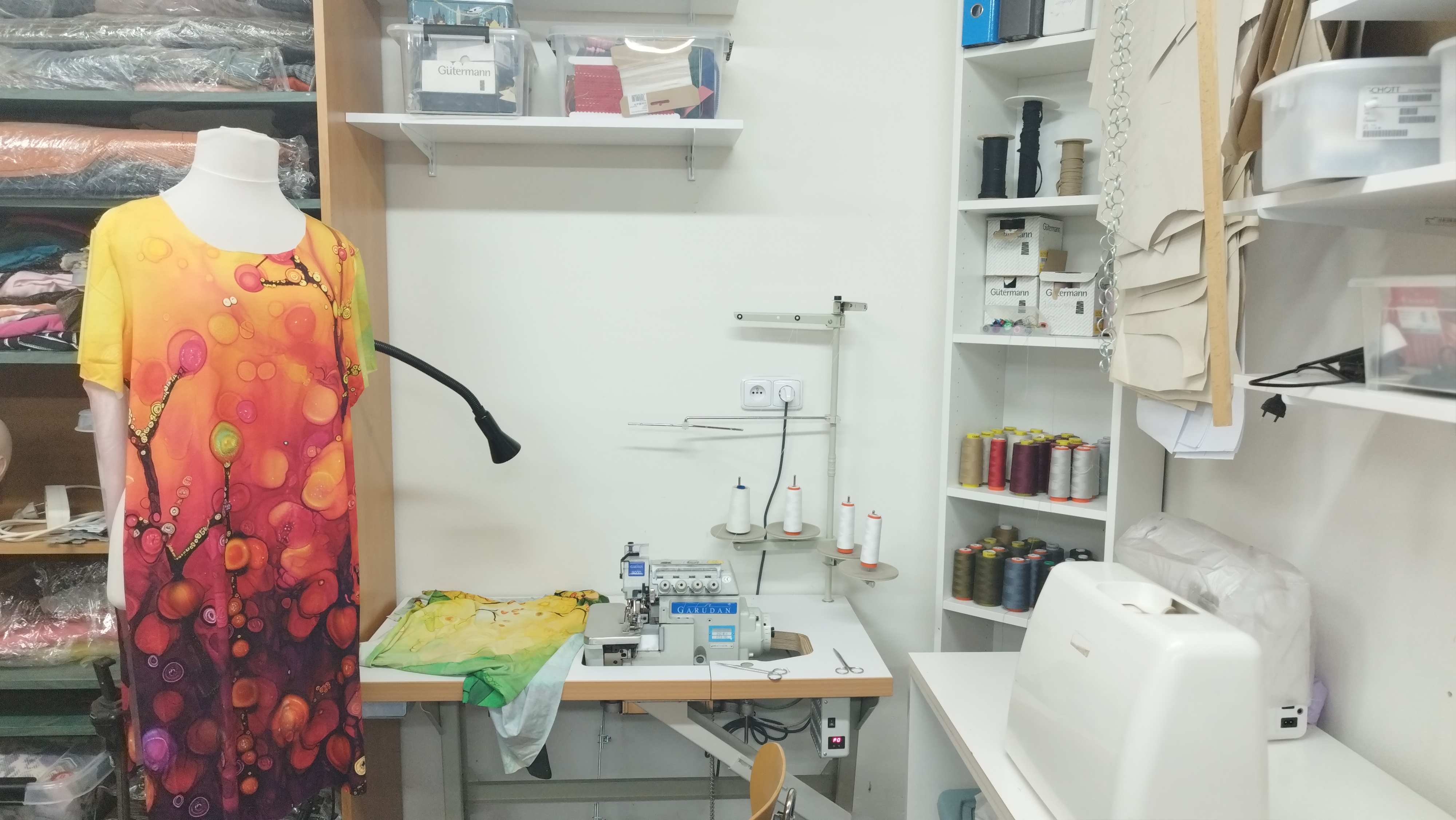 Zakázková výroba oděvů - Ing. Bc. Jitka Brachtlová foto 4