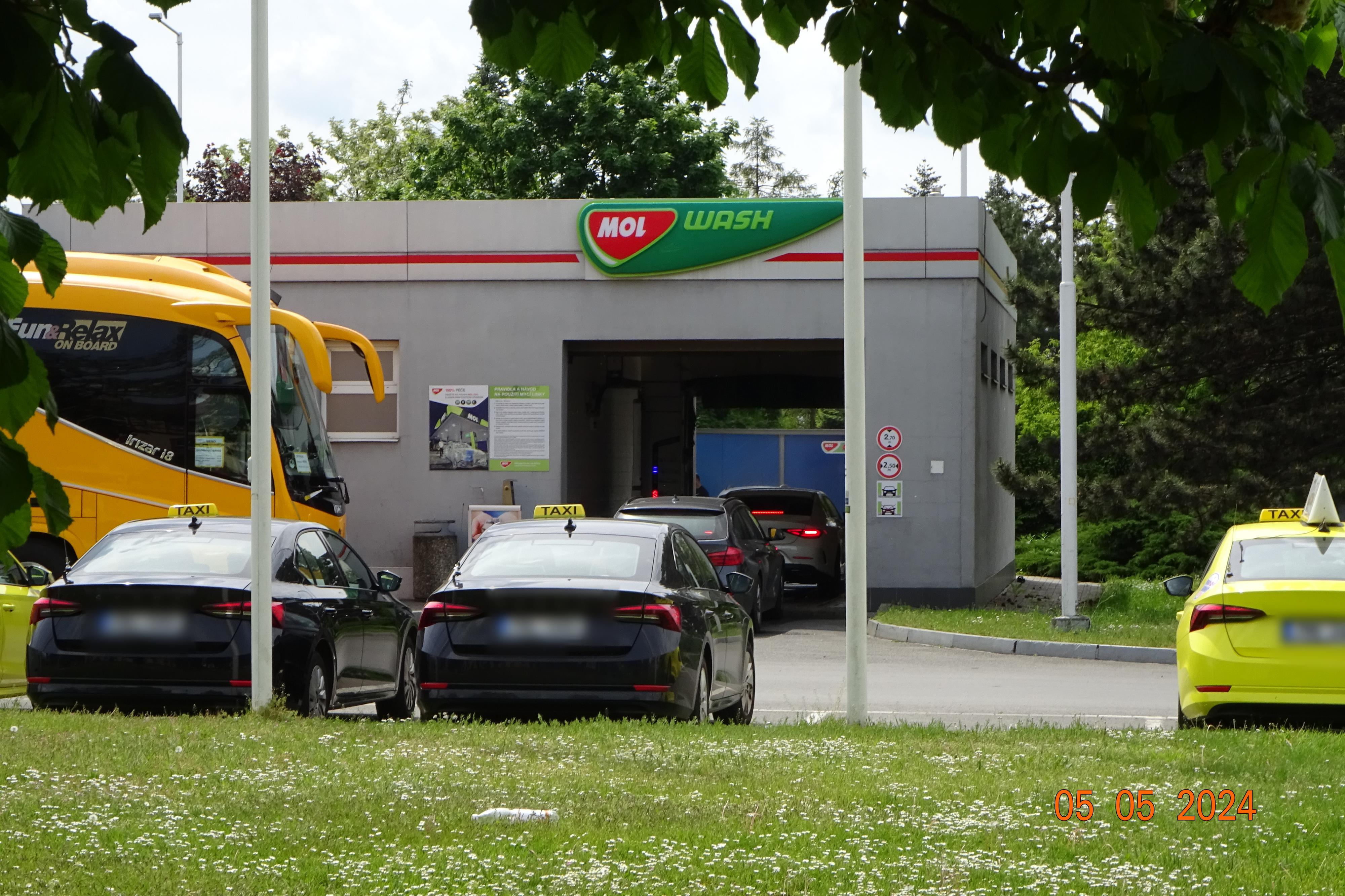 Automyčka MOL foto 2