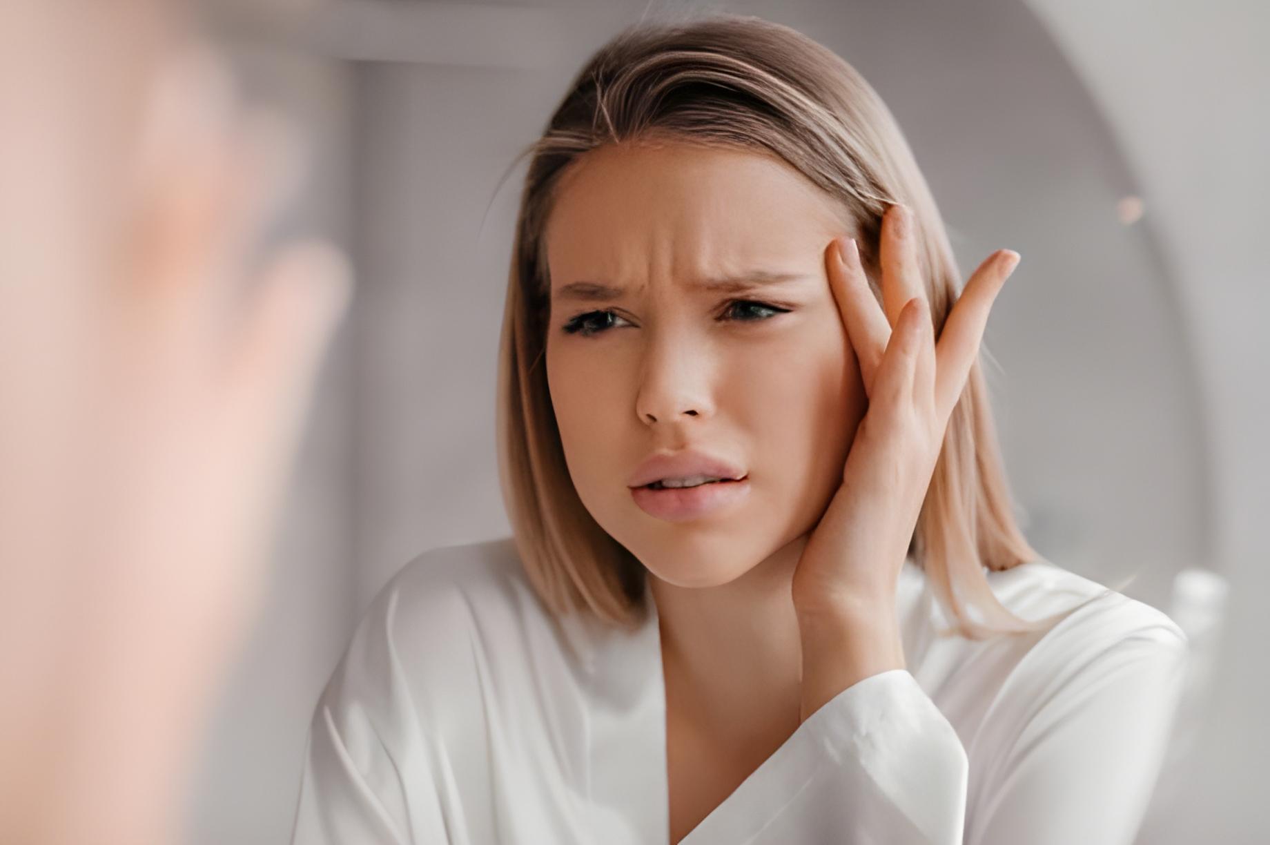 Odstranění mračivky - vrásky mezi obočím