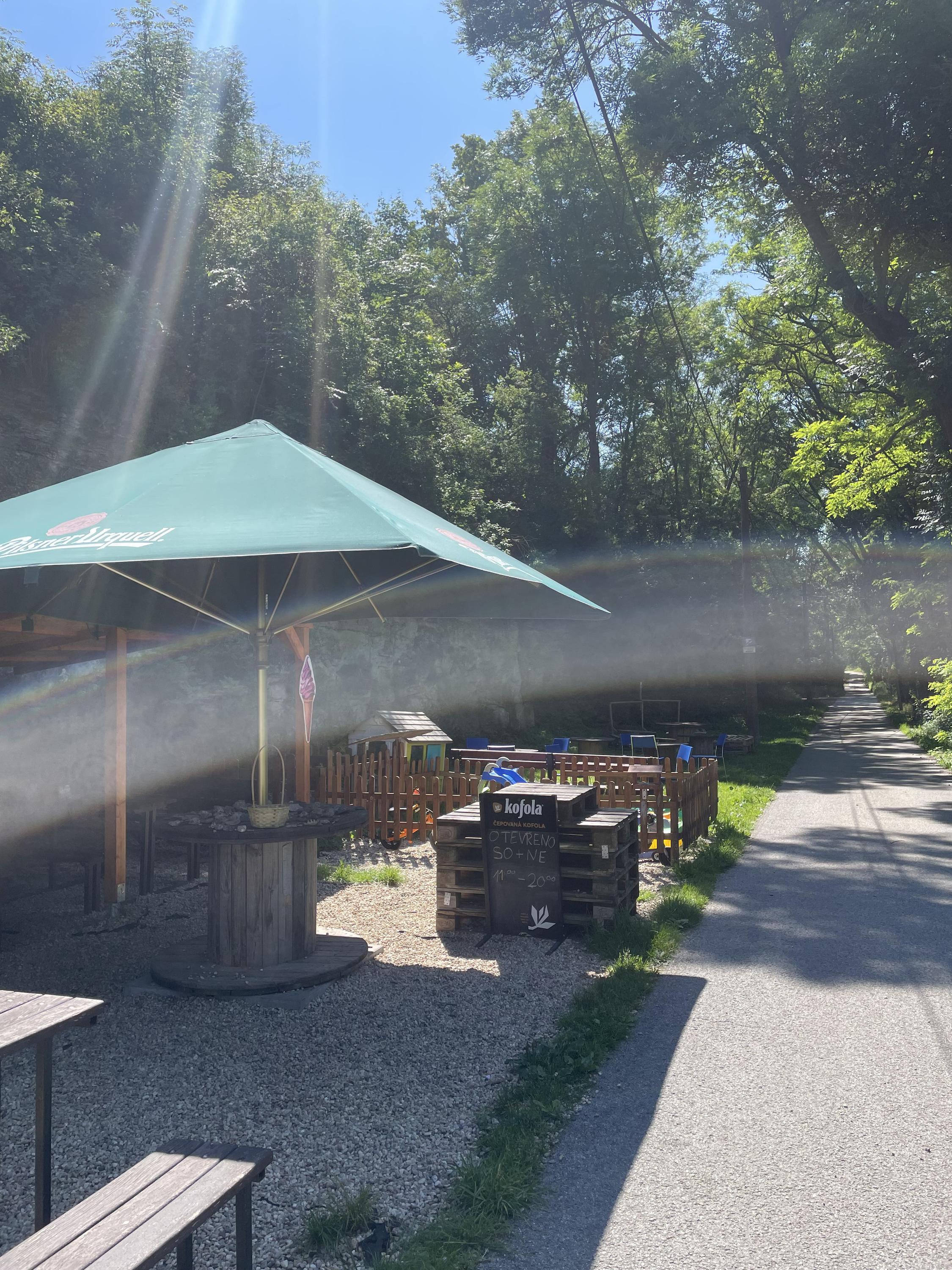 Kiosek Nad Jezem foto 4