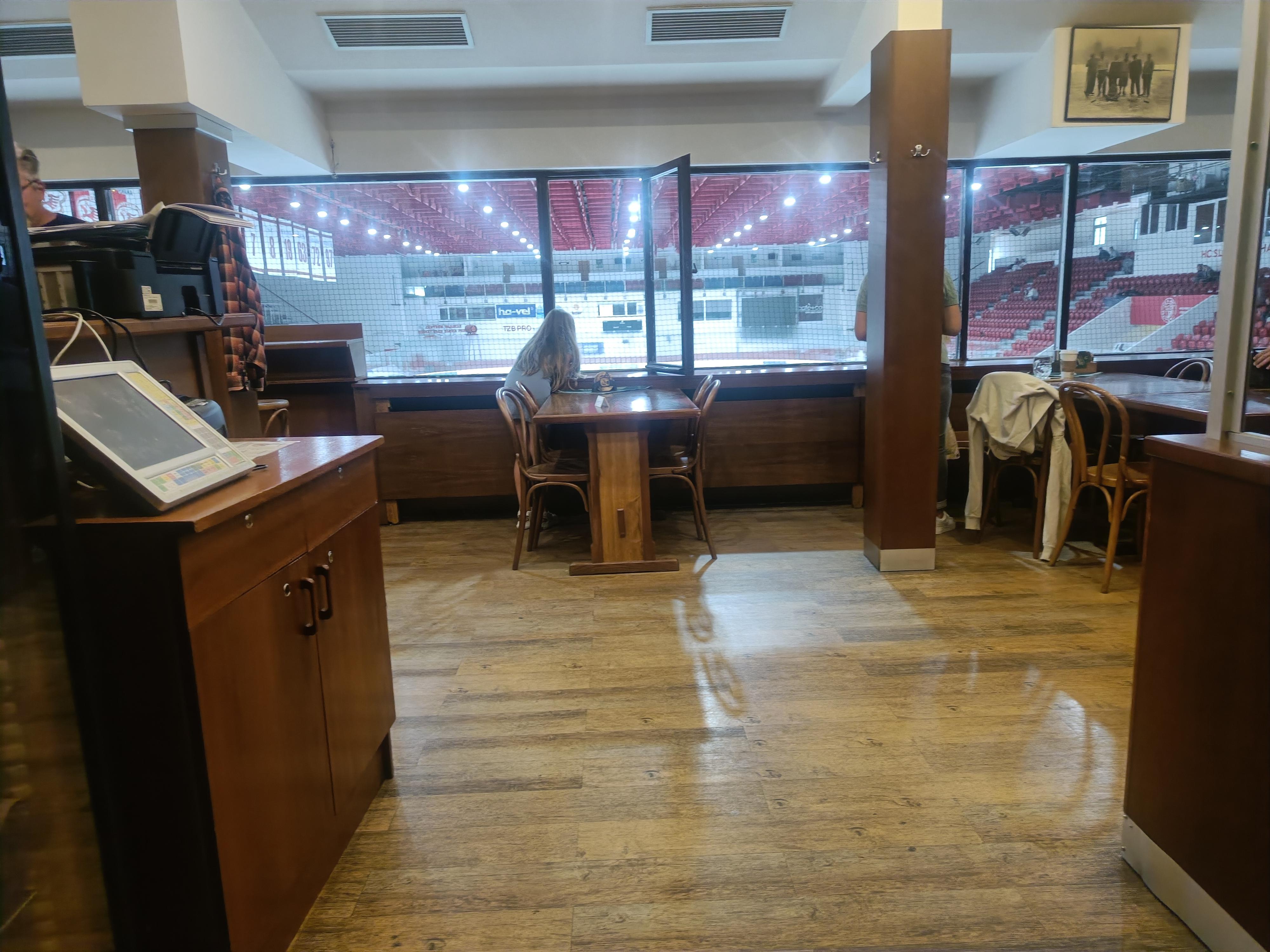 Restaurace Nad ledem